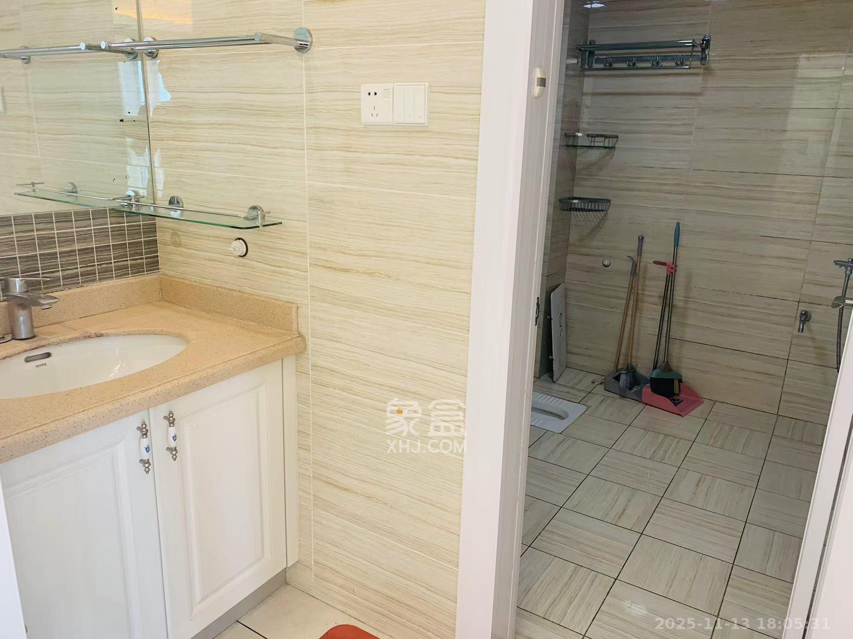 五一中央领御  2室2厅1卫    3500.0元/月室内图