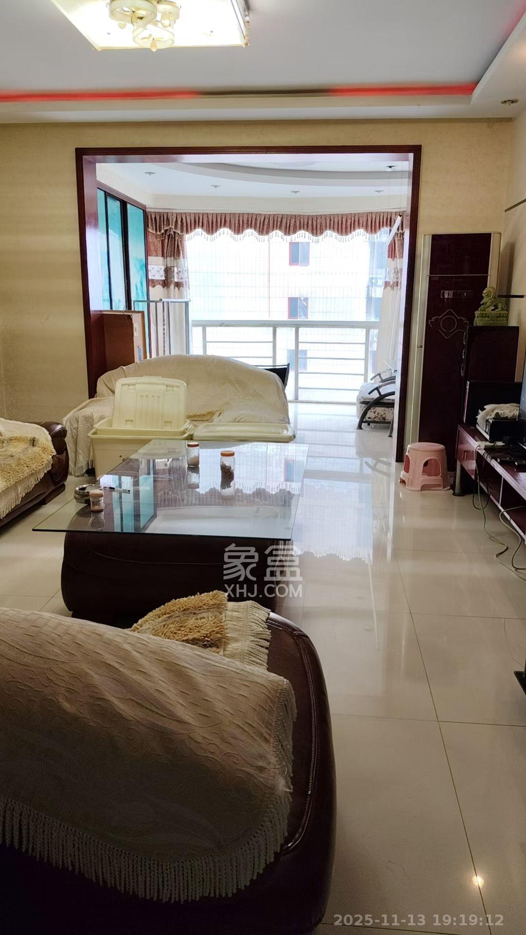 三王丽都  3室2厅2卫    4500.0元/月室内图