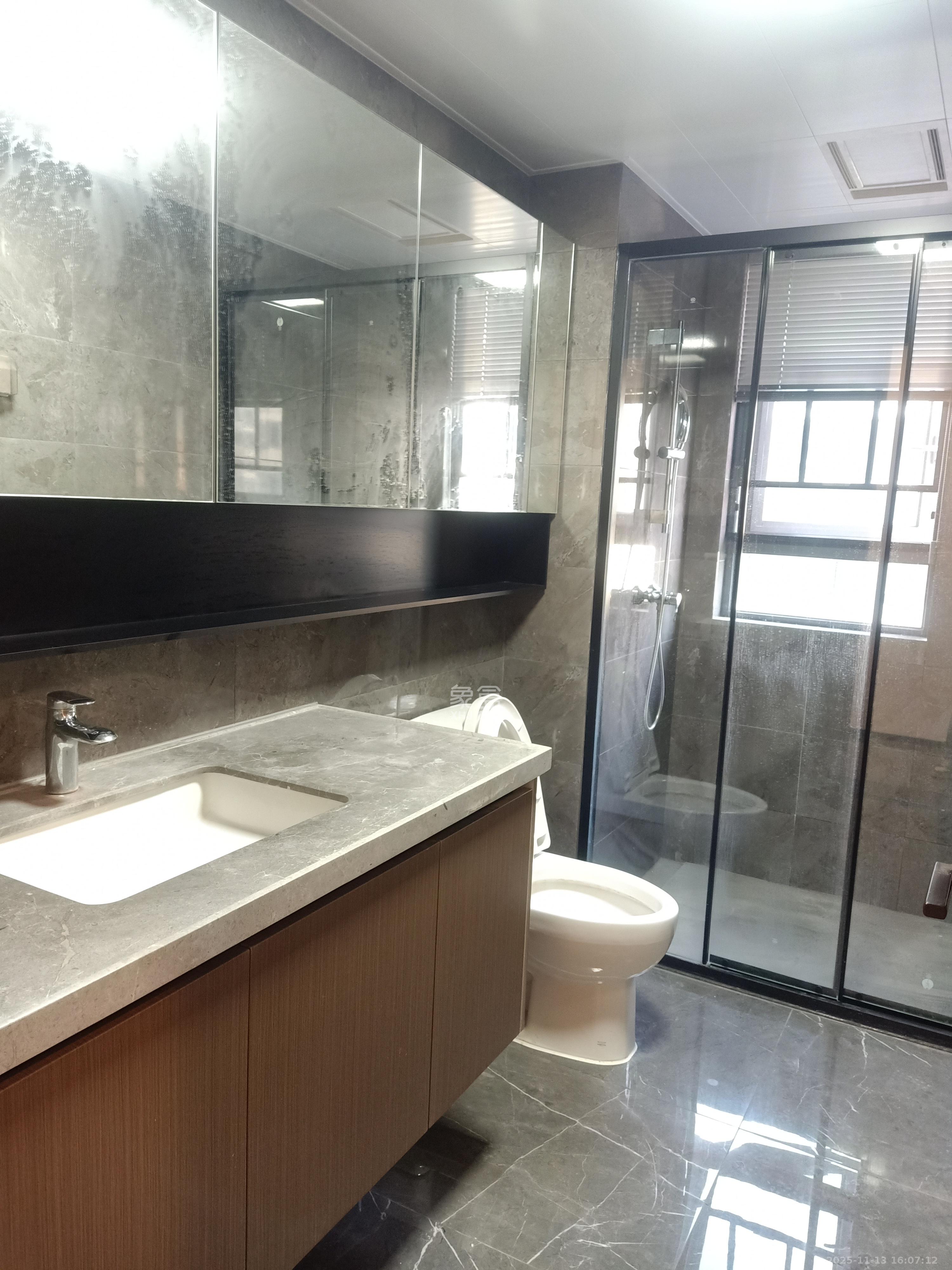 中海寰宇天下 4室2厅2卫 3500.0元/月 中海寰宇天下 4室2厅2卫 3500.0元/月室内图