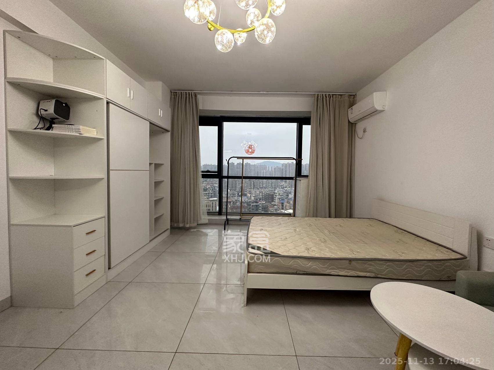 港湘铂玥（天园地芳国际珠宝城）  1室1厅1卫    1200.0元/月