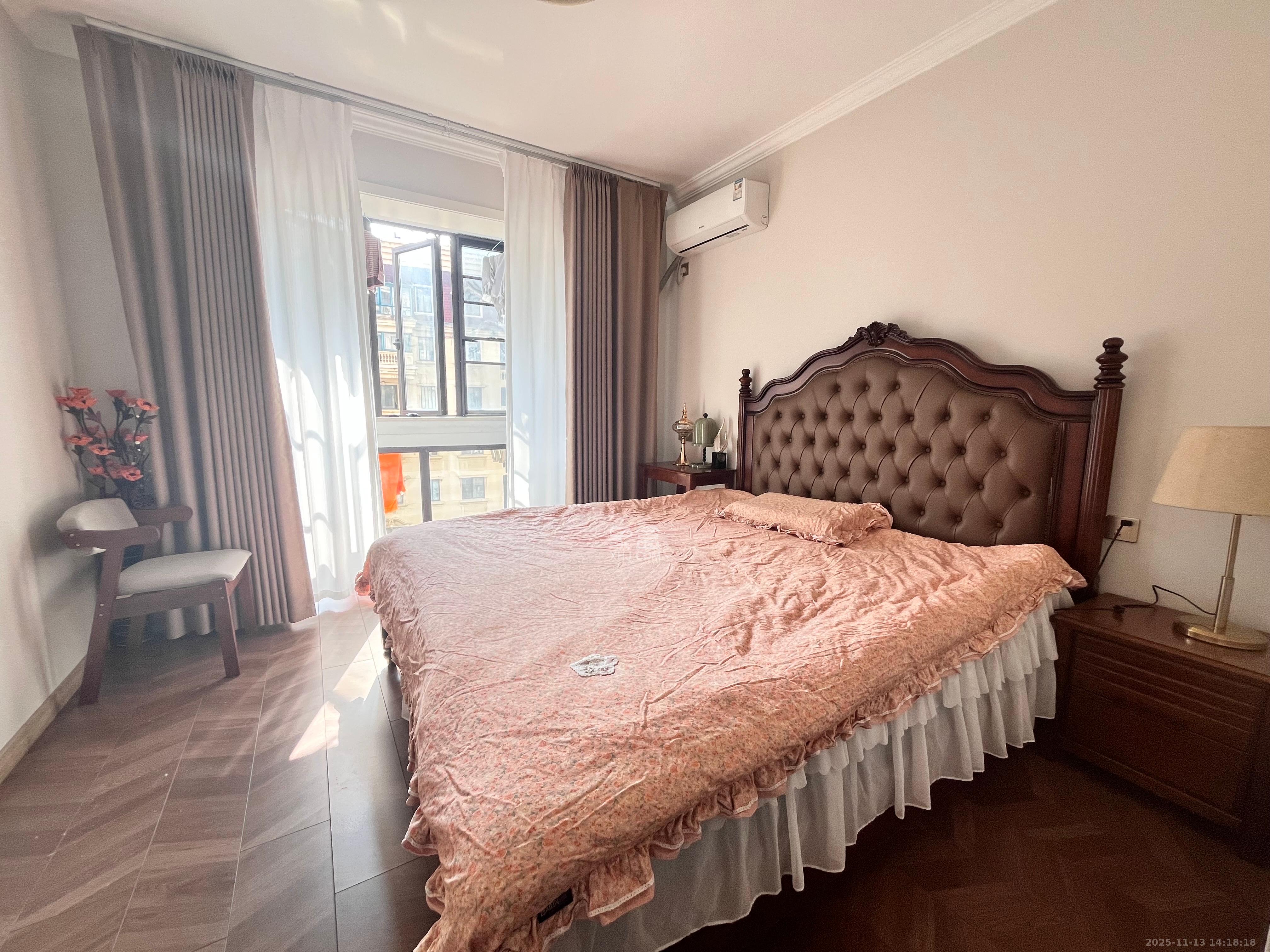 世嘉国际华城  3室2厅2卫    4000.0元/月室内图