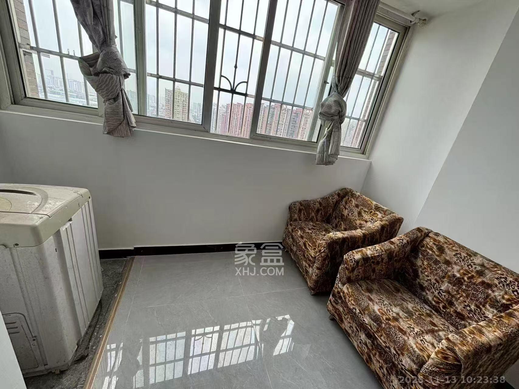 未来蜂巢  1室1厅1卫    900.0元/月室内图