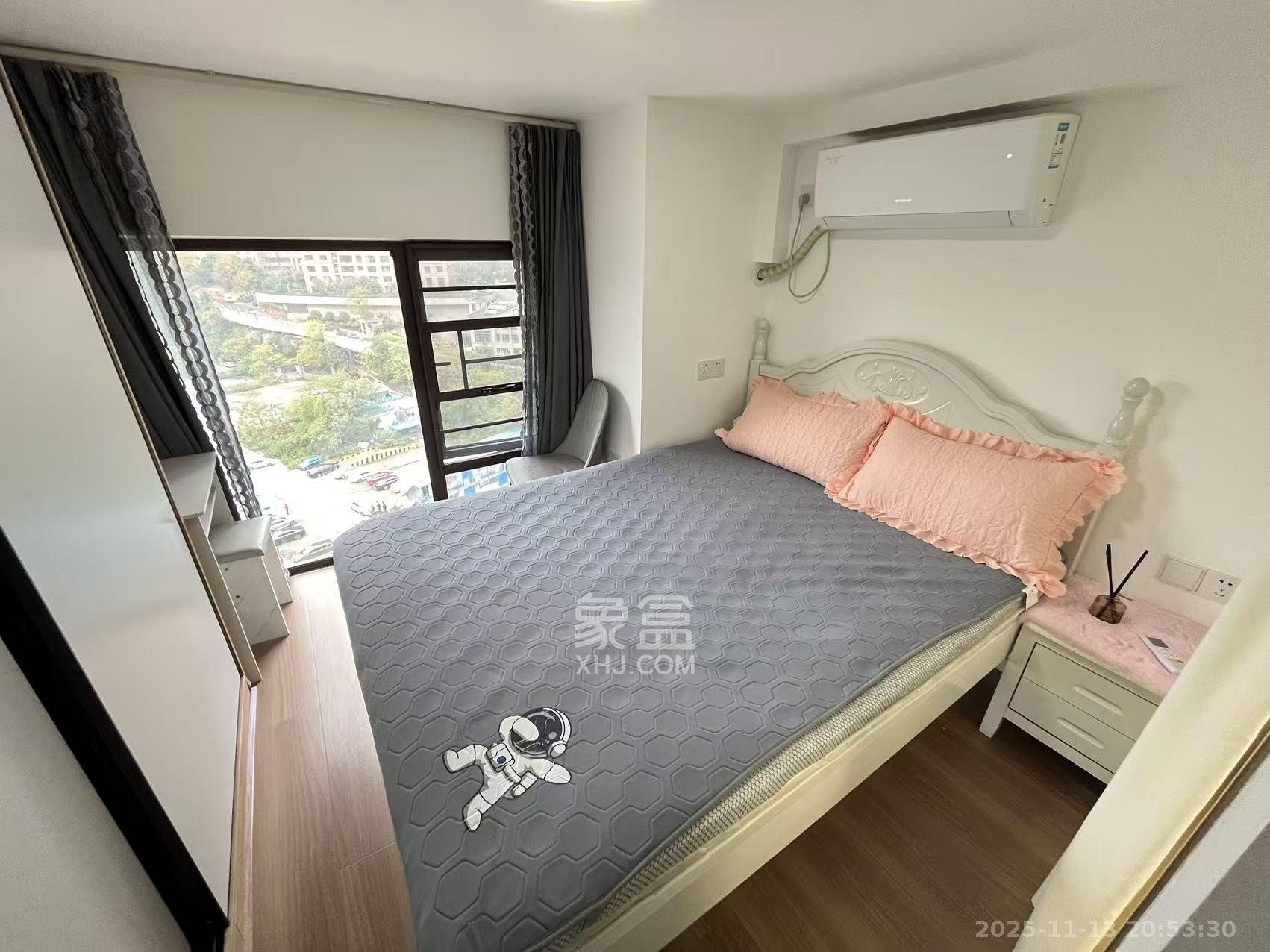 卓越江岸  1室1厅1卫    2000.0元/月室内图