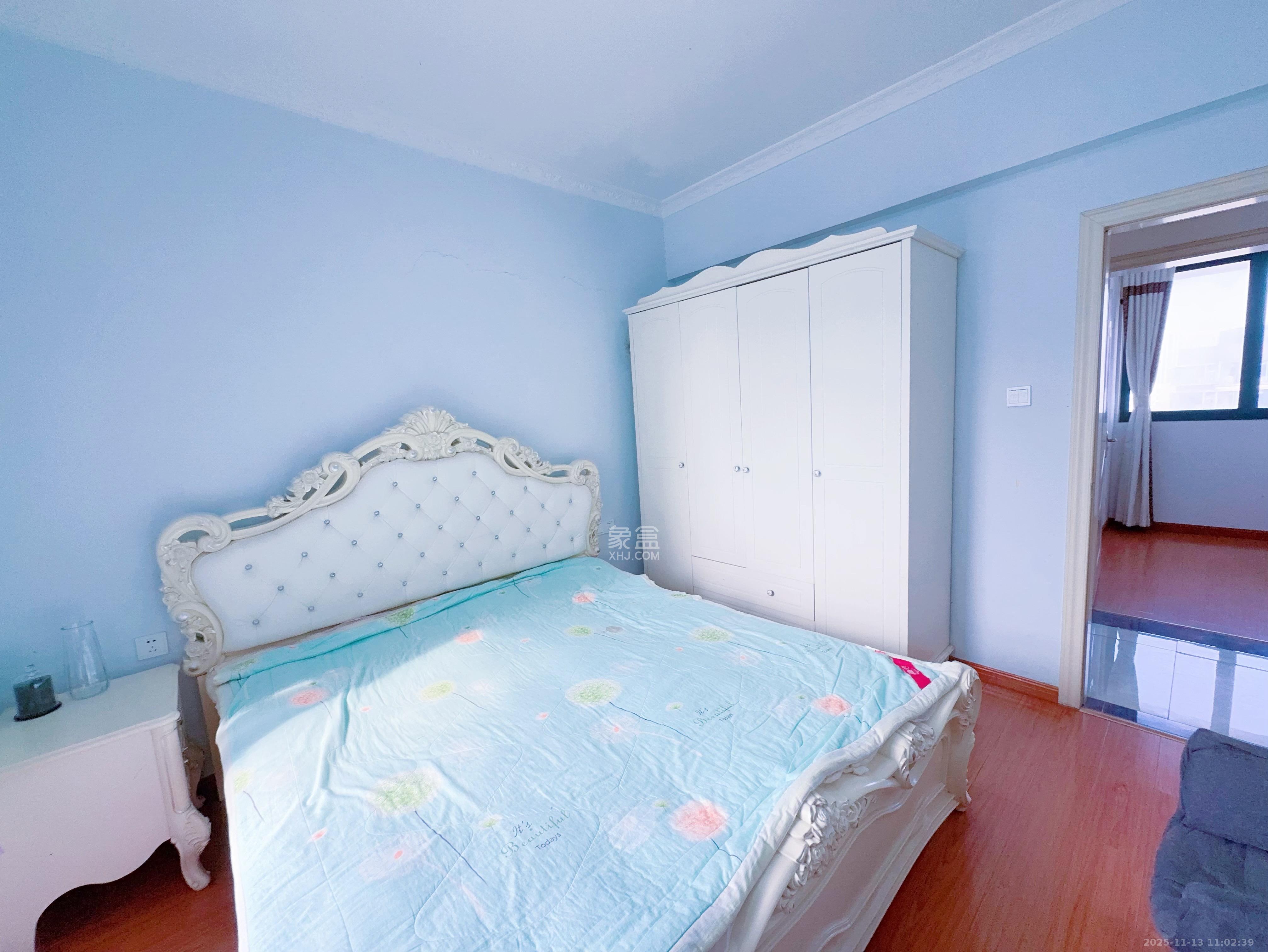 麓谷公馆(涉外国际公馆) 3室2厅1卫 2200.0元/月 麓谷公馆(涉外国际公馆) 3室2厅1卫 2200.0元/月室内图