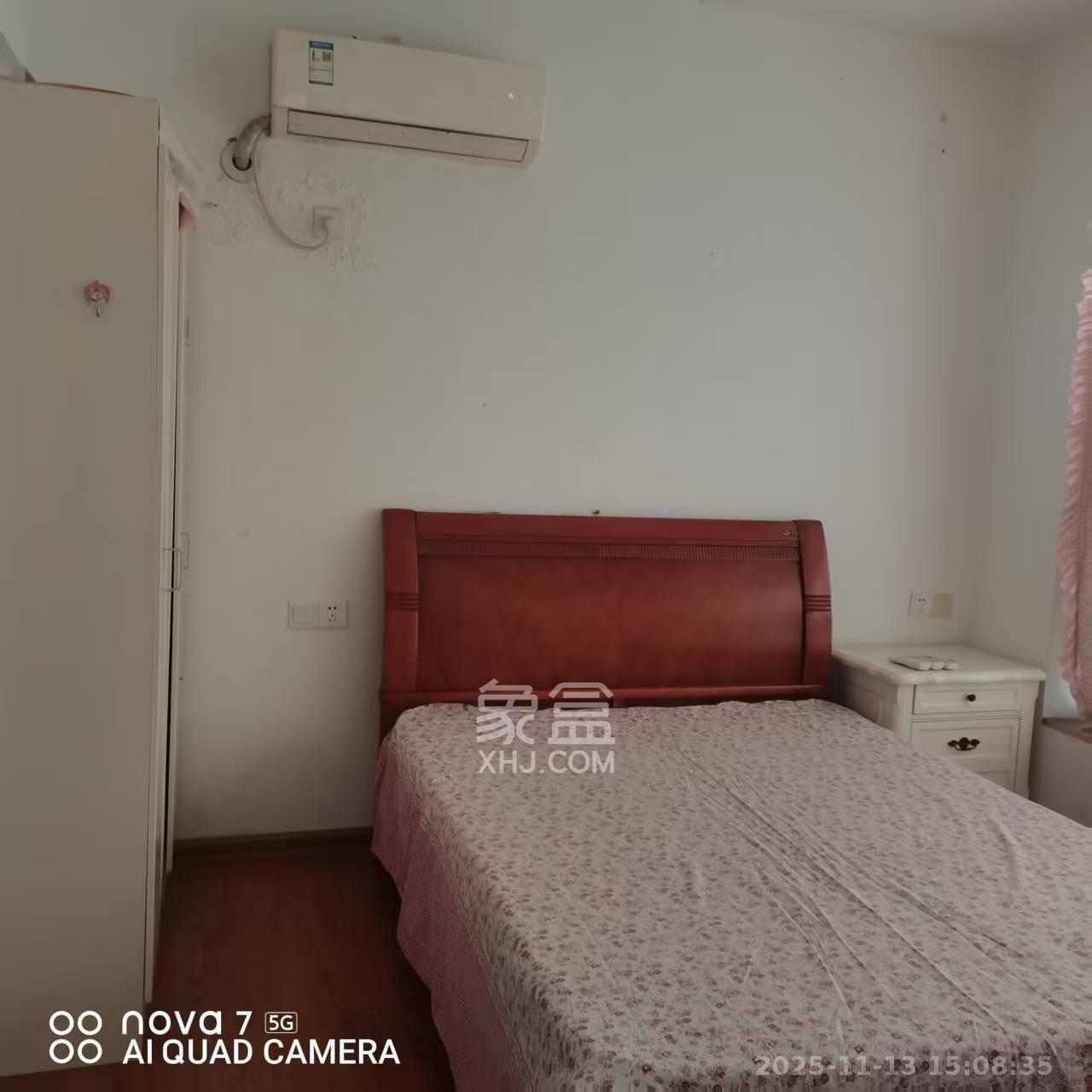 钱隆世家  3室2厅1卫    1700.0元/月室内图