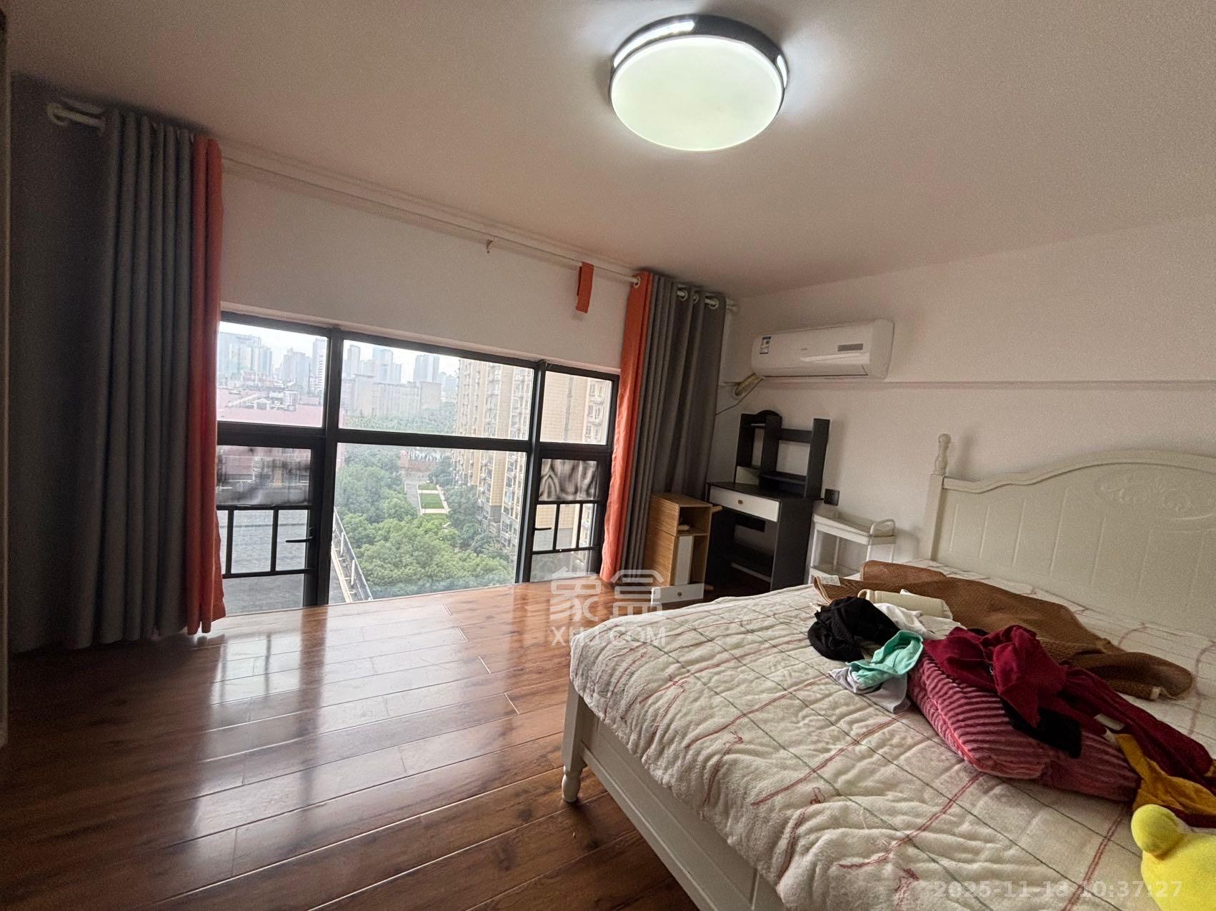 荣盛花语书苑  1室0厅0卫    2200.0元/月室内图