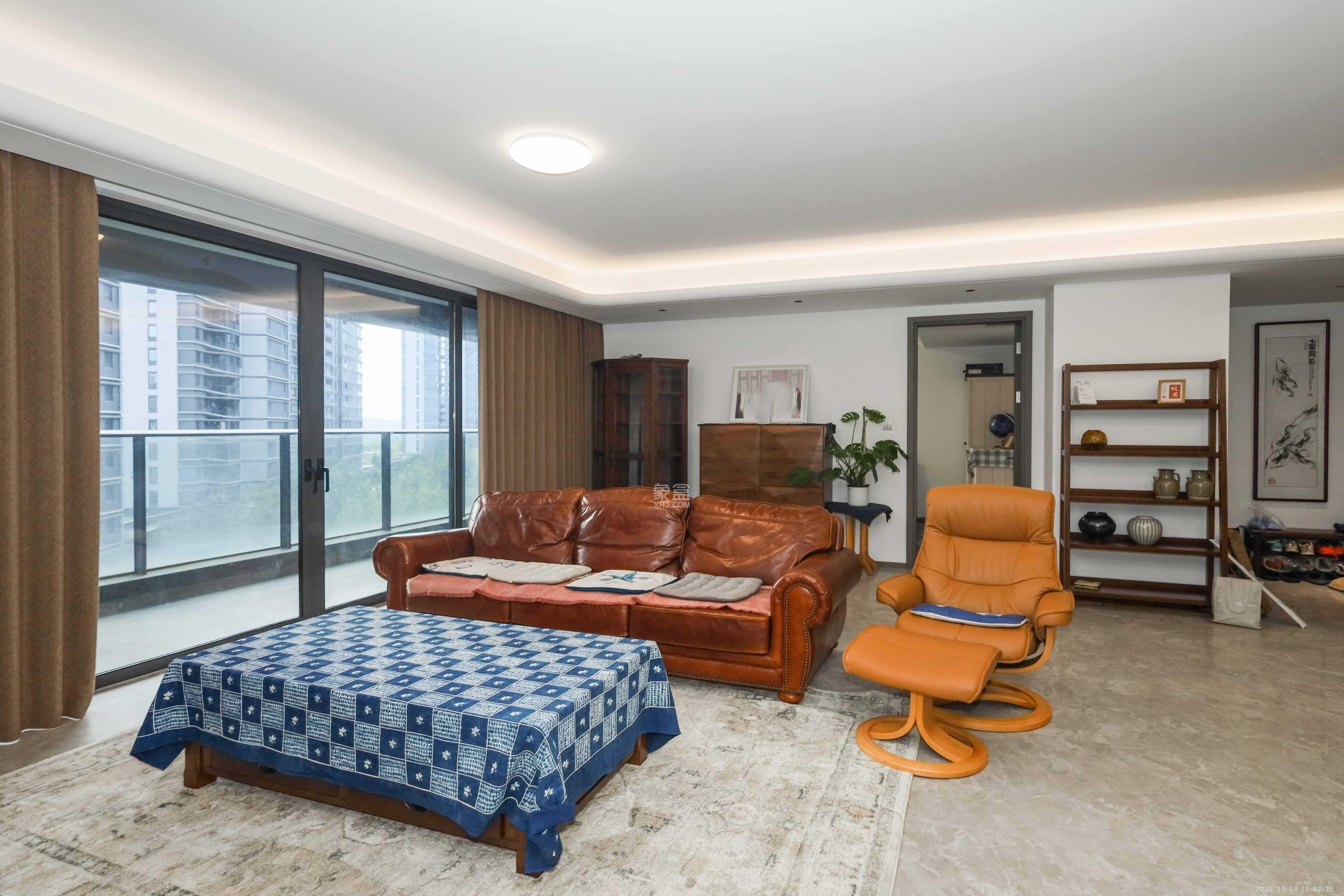 绿城招商桂语雲峯  4室2厅2卫    380.0万室内图1