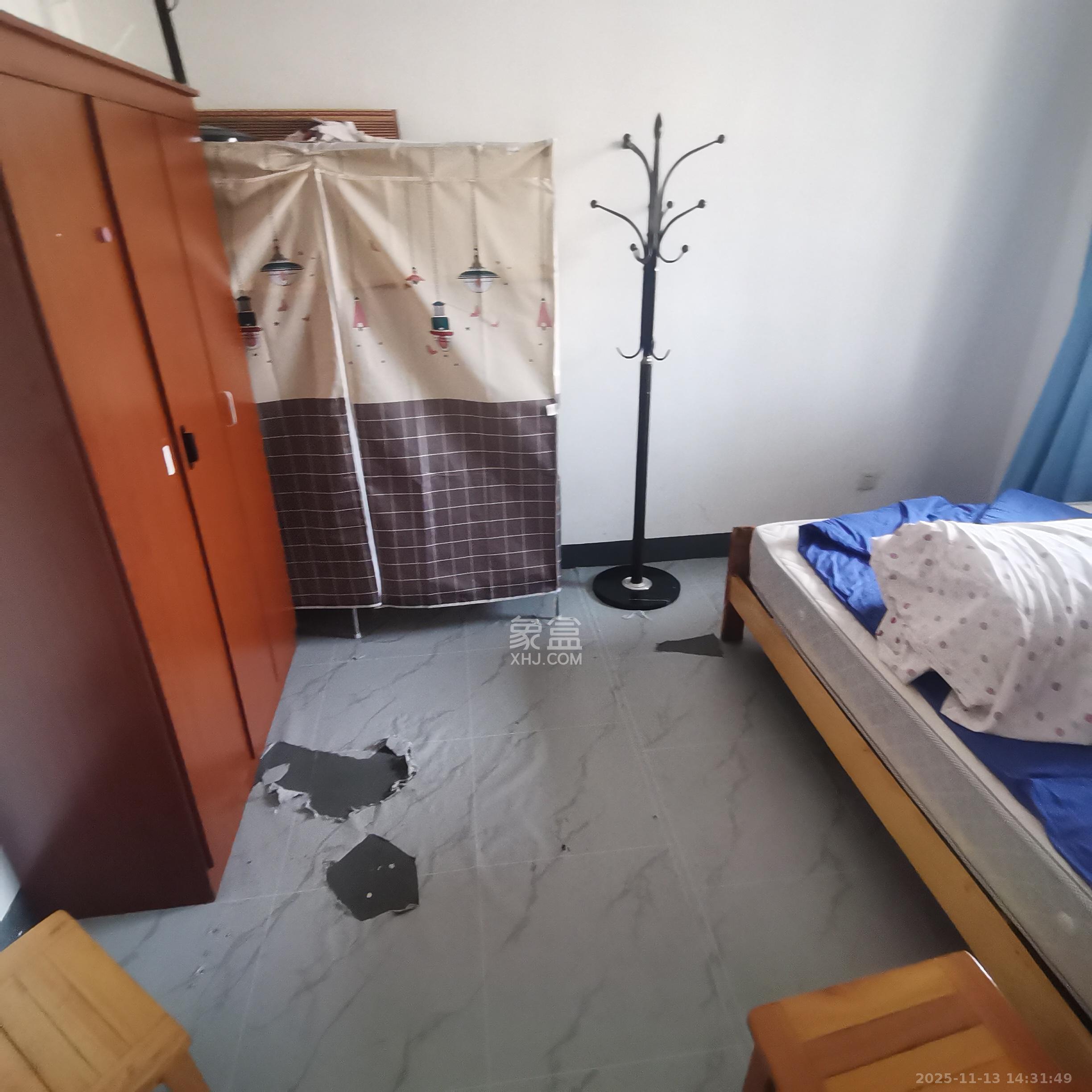 长房凤凰佳园 1室0厅0卫 1200.0元/月 长房凤凰佳园 1室0厅0卫 1200.0元/月室内图