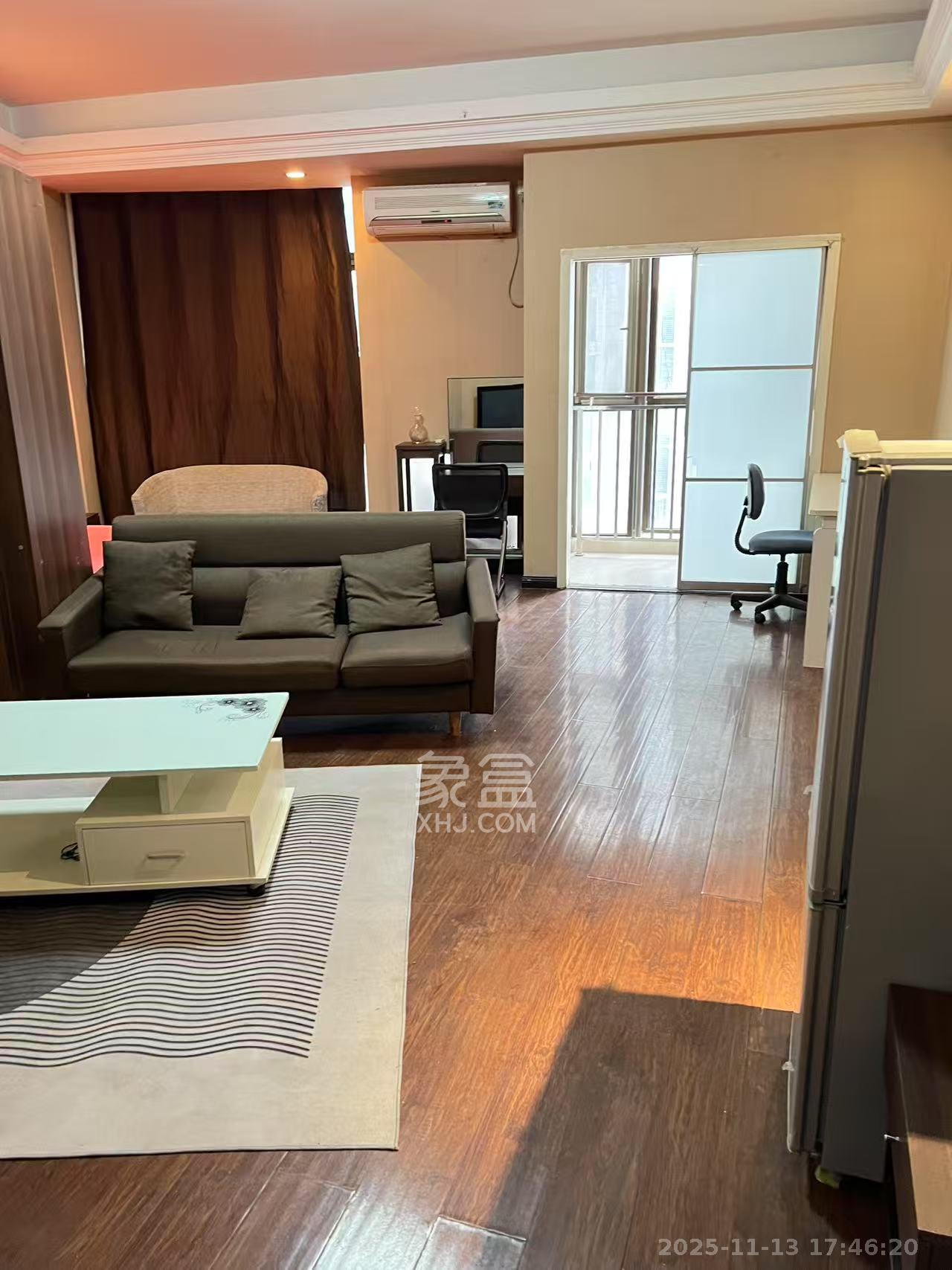 铂宫 1室1厅1卫 1900.0元/月 铂宫 1室1厅1卫 1900.0元/月室内图