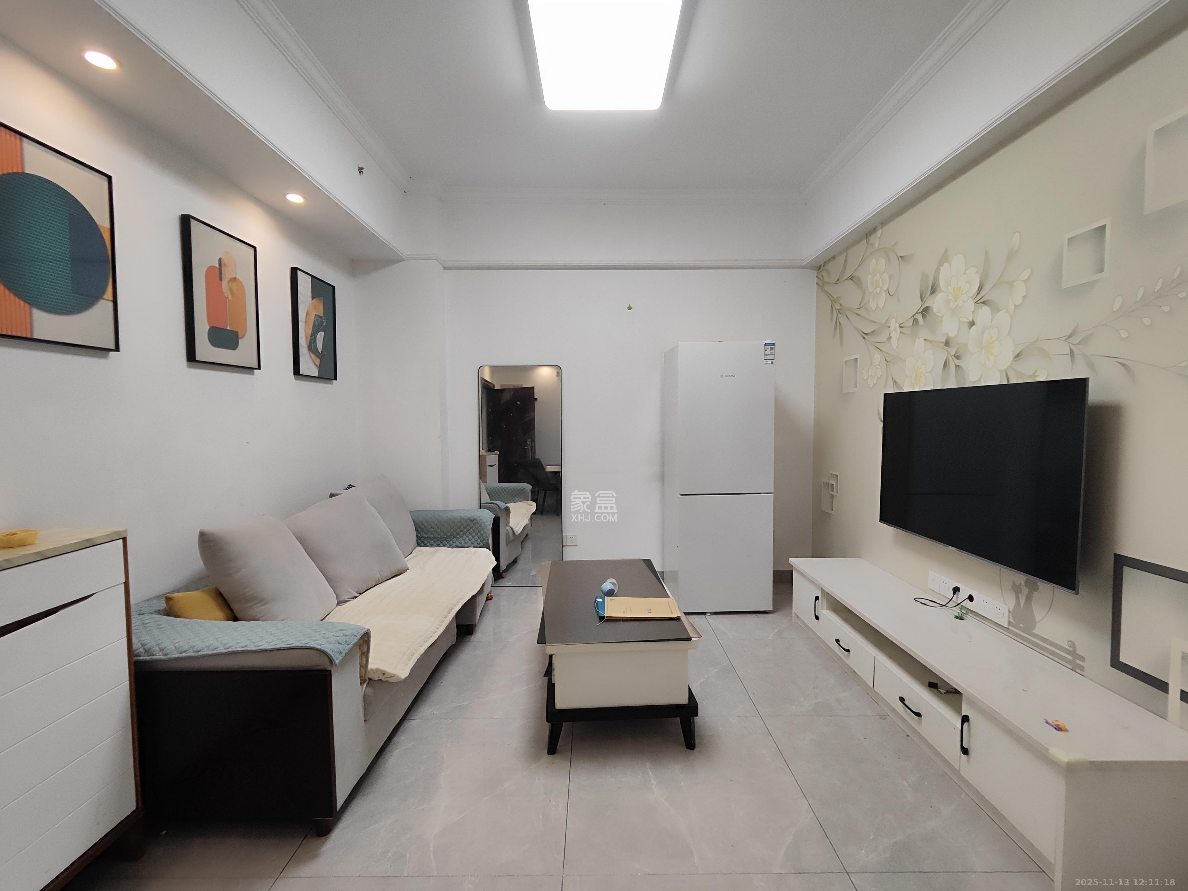 北辰三角洲E4区  1室0厅0卫    2600.0元/月