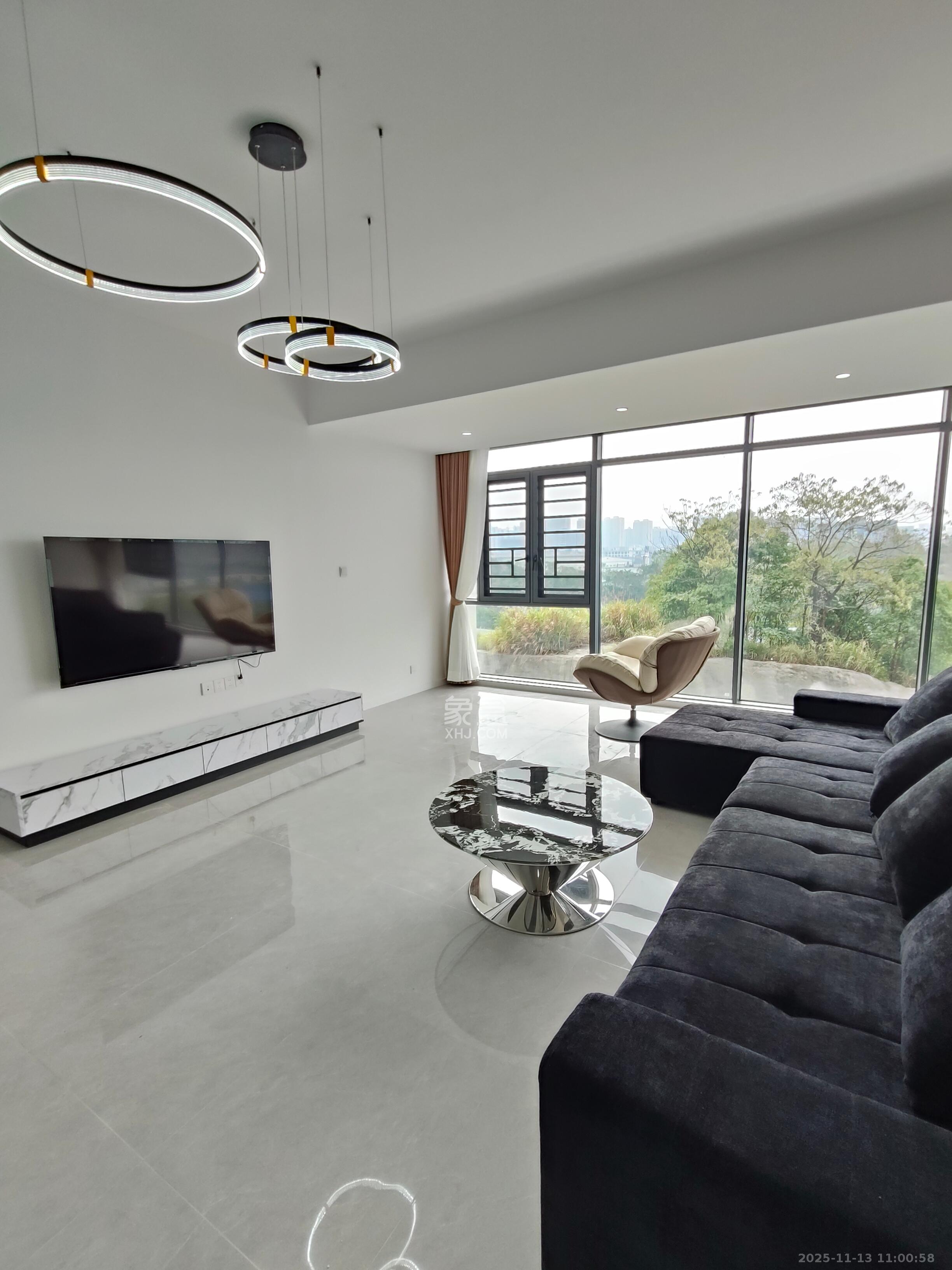 嘉晟康园  3室2厅2卫    4000.0元/月室内图