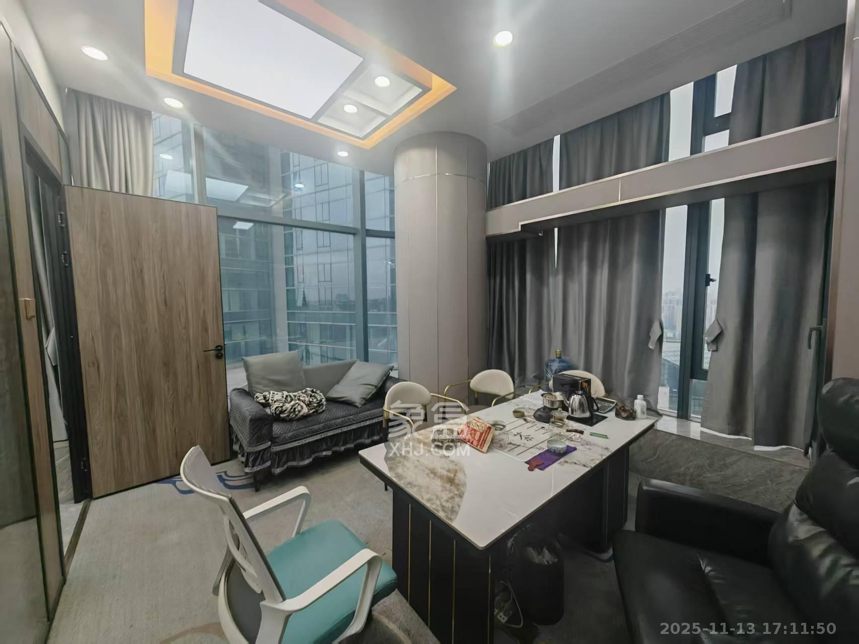 京武浪琴山三期（京武中心）  2室1厅1卫    7200.0元/月室内图