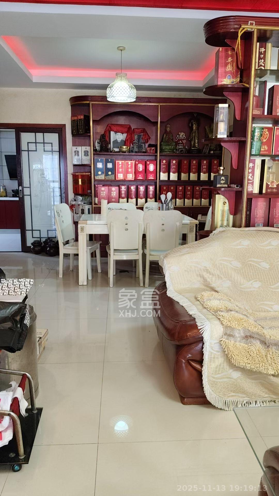 三王丽都 3室2厅2卫 4500.0元/月 三王丽都 3室2厅2卫 4500.0元/月室内图