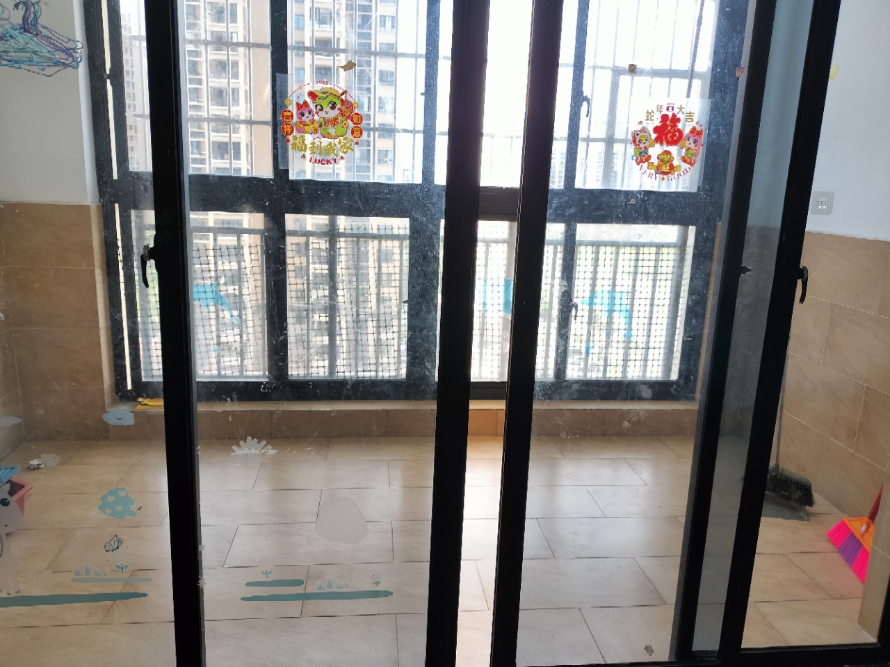 翡翠水城（住宅）  2室2厅1卫    2300.0元/月室内图