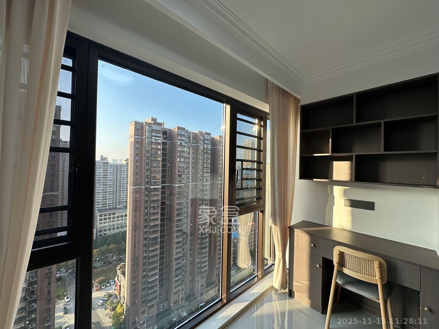 中欣楚天熙苑  3室1厅1卫    3500.0元/月室内图