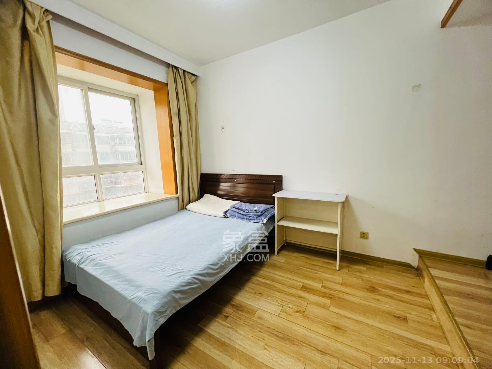 一品东庭 3室2厅2卫 2300.0元/月 一品东庭 3室2厅2卫 2300.0元/月室内图