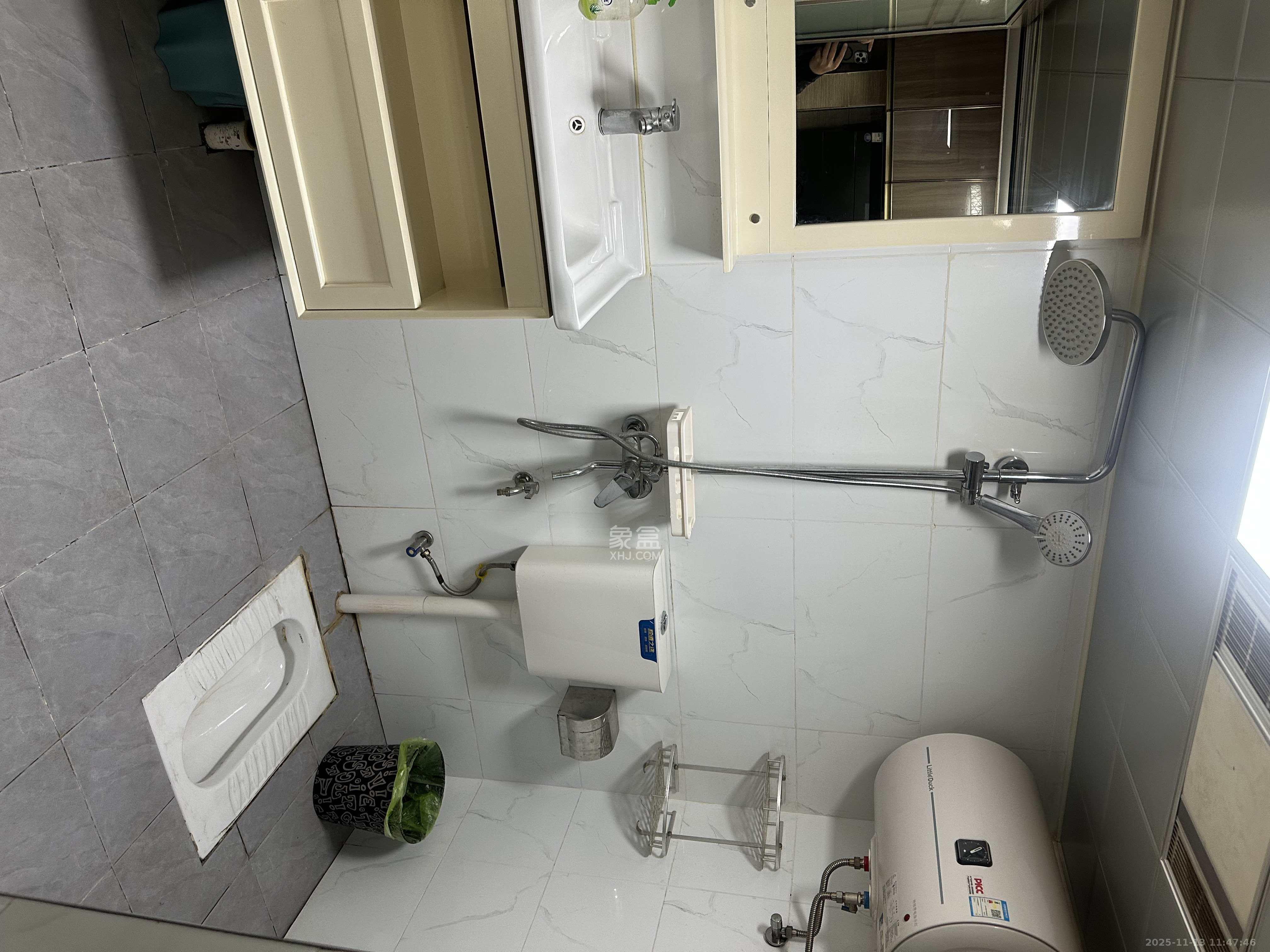 华润置地广场二期  1室1厅1卫    1800.0元/月室内图