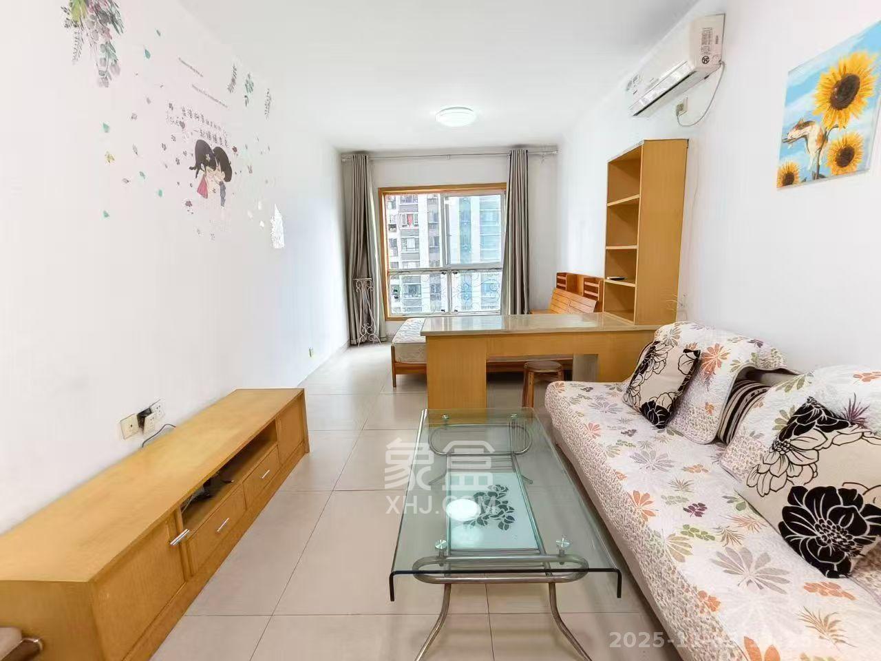 伍家岭生活广场  1室1厅1卫    1300.0元/月室内图