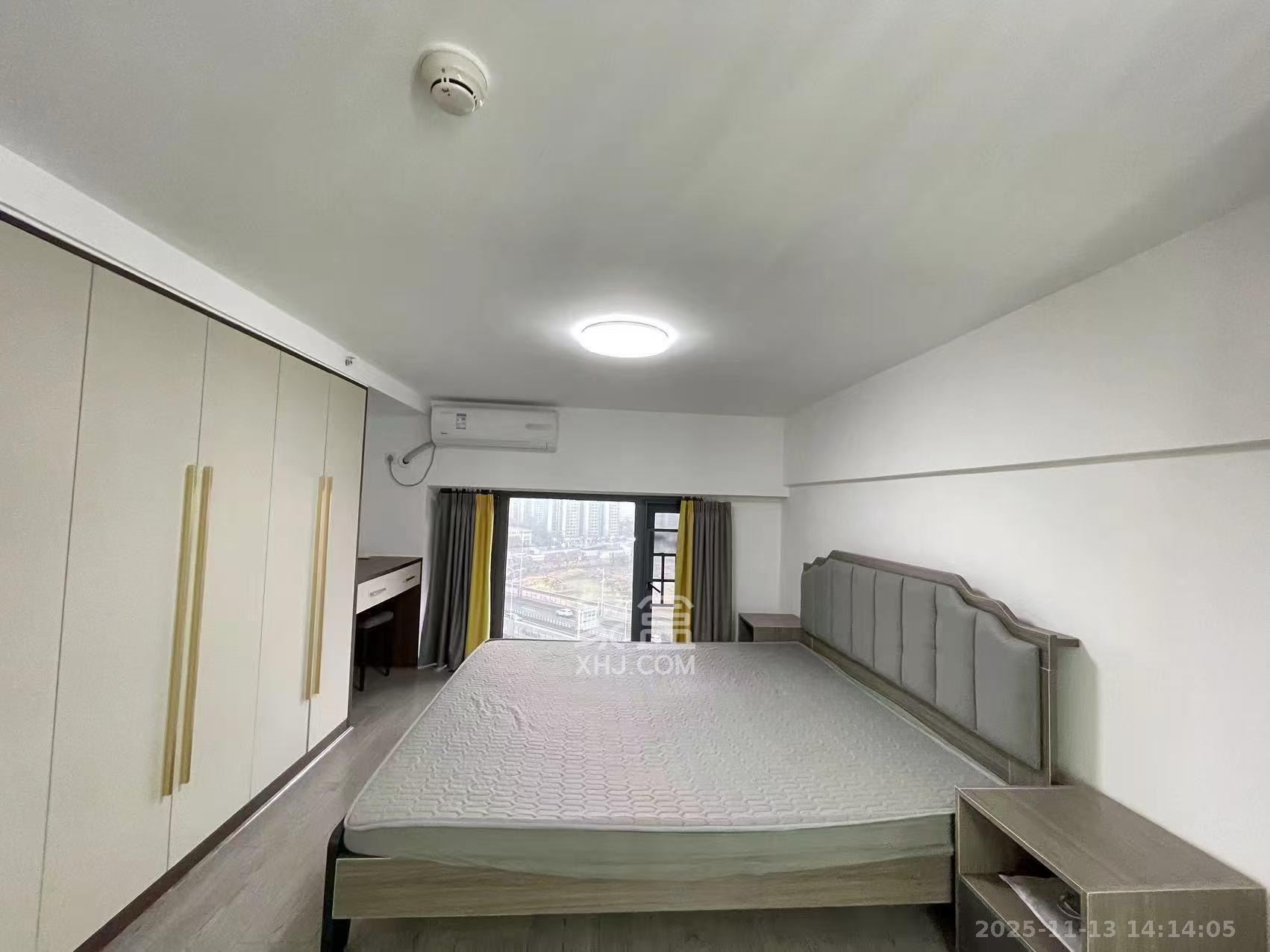 藏珑湖上公馆 2室2厅1卫 2500.0元/月 藏珑湖上公馆 2室2厅1卫 2500.0元/月室内图