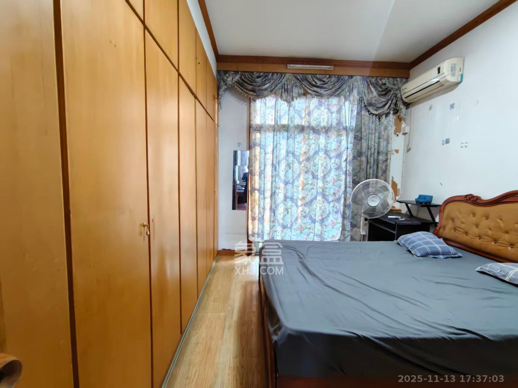 马王堆老干部休养所 3室2厅1卫 1500.0元/月 马王堆老干部休养所 3室2厅1卫 1500.0元/月室内图