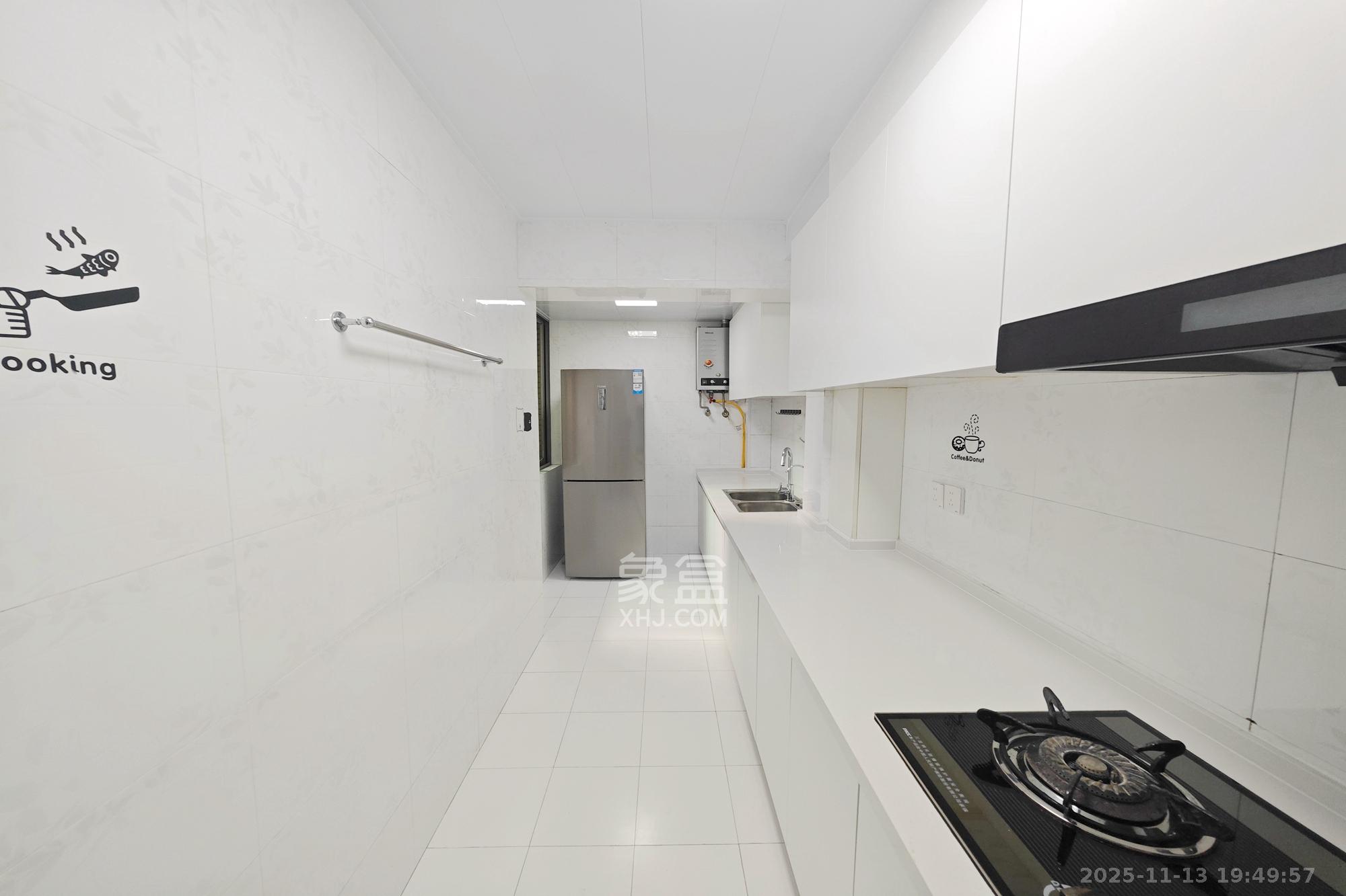 新城新世界一二三期 3室2厅2卫 112.8万 新城新世界一二三期 3室2厅2卫 112.8万厨房