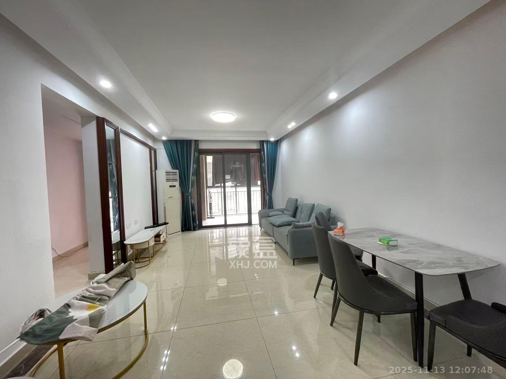 万博汇  1室2厅1卫    3000.0元/月