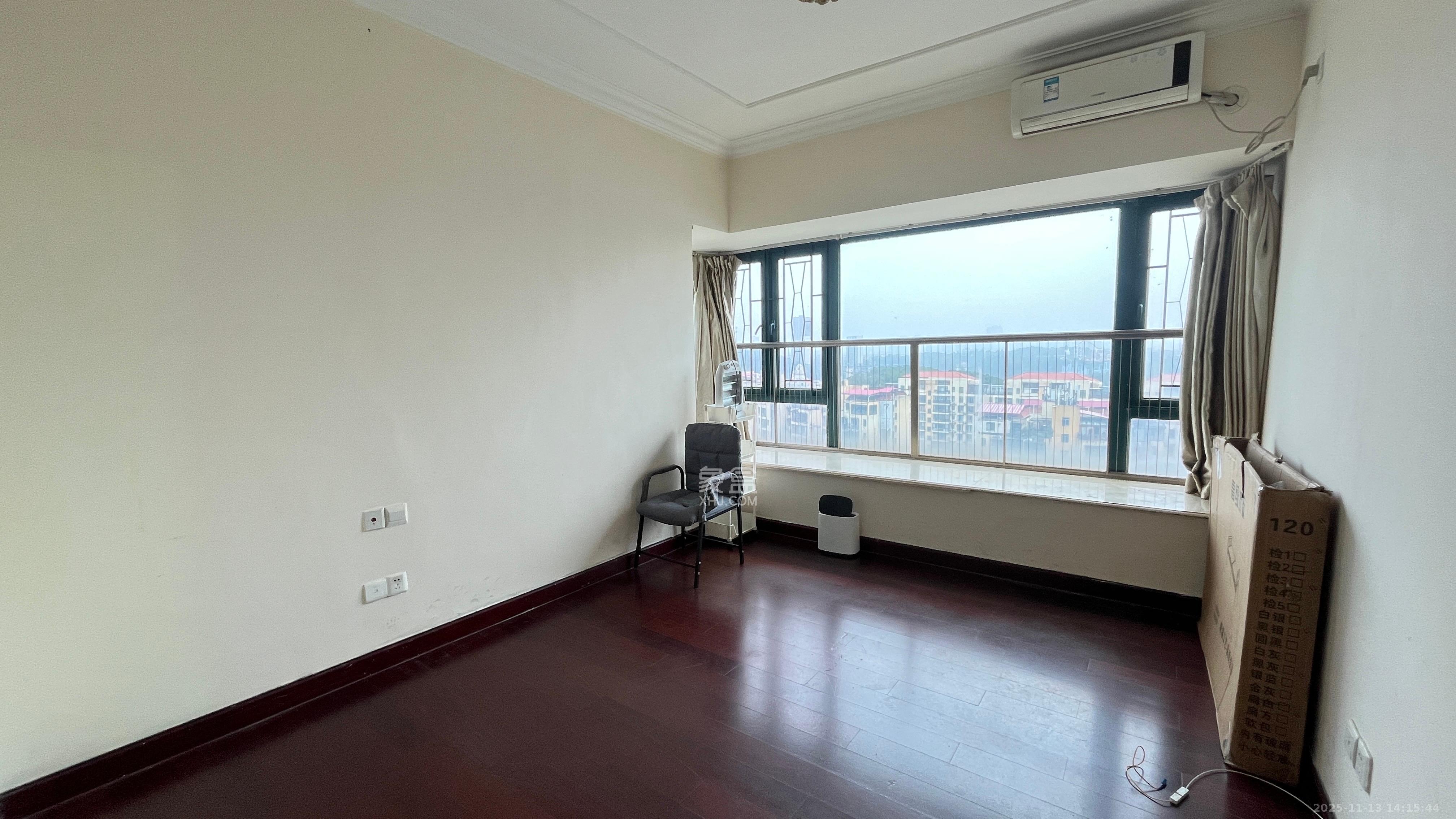 恒大雅苑  2室2厅2卫    2200.0元/月室内图