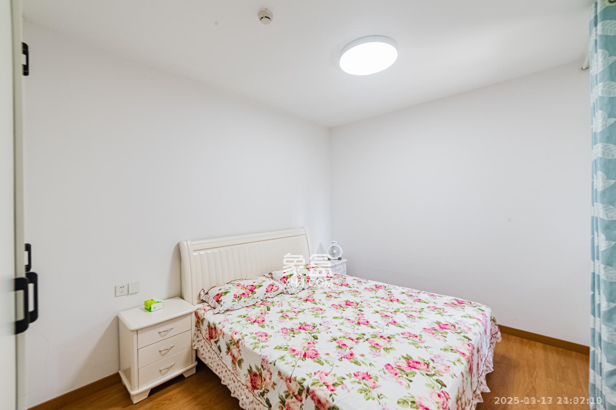 北辰三角洲C2区  3室2厅1卫    3300.0元/月室内图