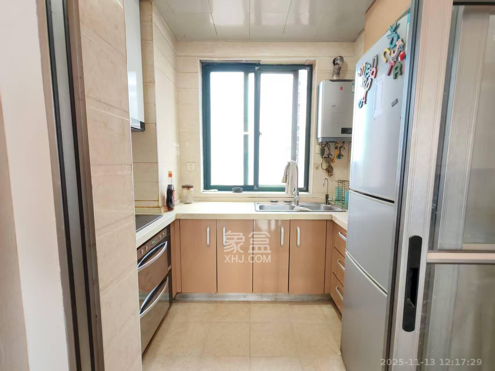 东玺门 3室2厅1卫 2900.0元/月 东玺门 3室2厅1卫 2900.0元/月室内图