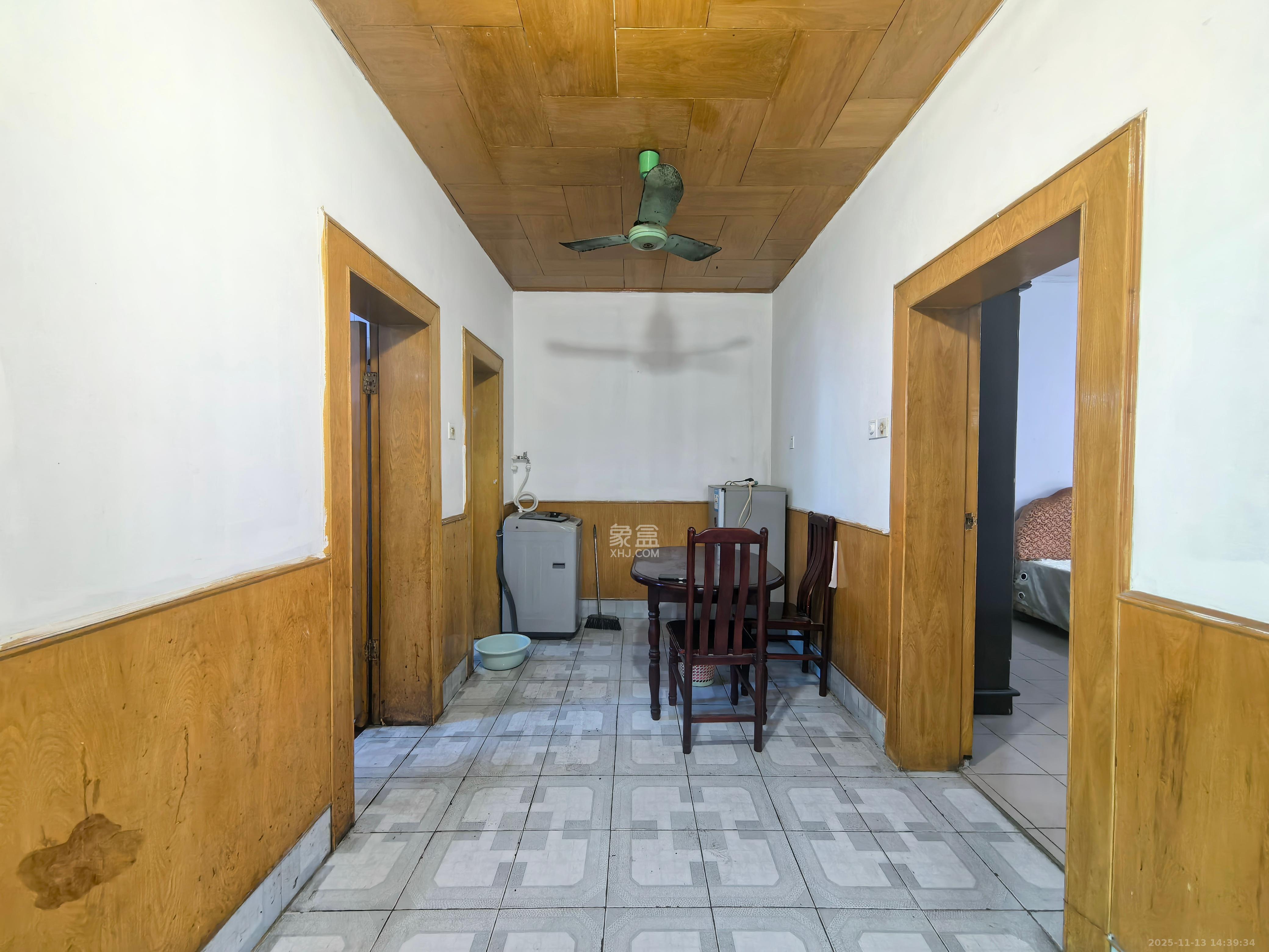 雨花亭街道办事处宿舍 2室2厅1卫 1200.0元/月 雨花亭街道办事处宿舍 2室2厅1卫 1200.0元/月室内图