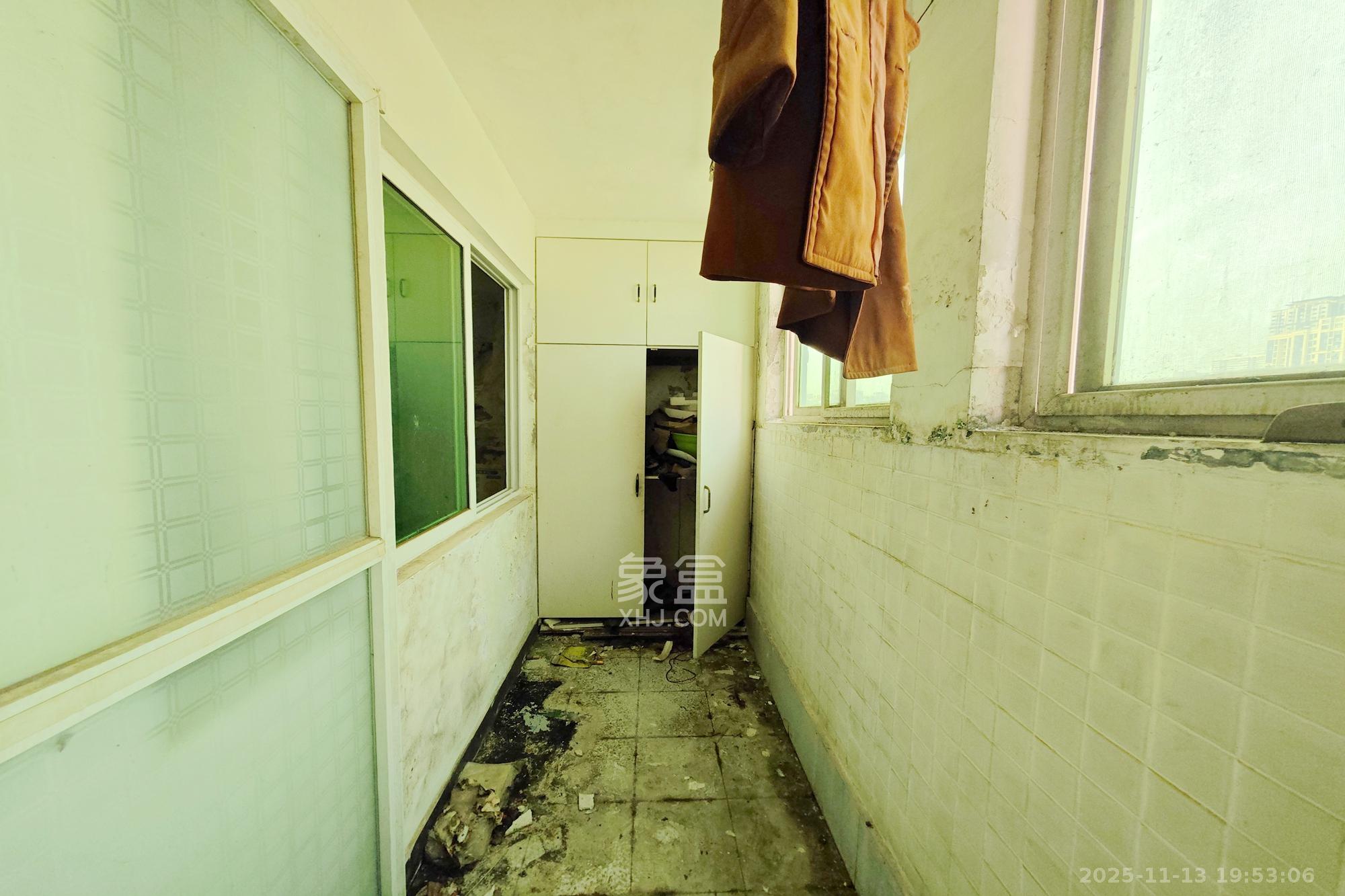 今利园 3室1厅1卫 36.0万 今利园 3室1厅1卫 36.0万阳台