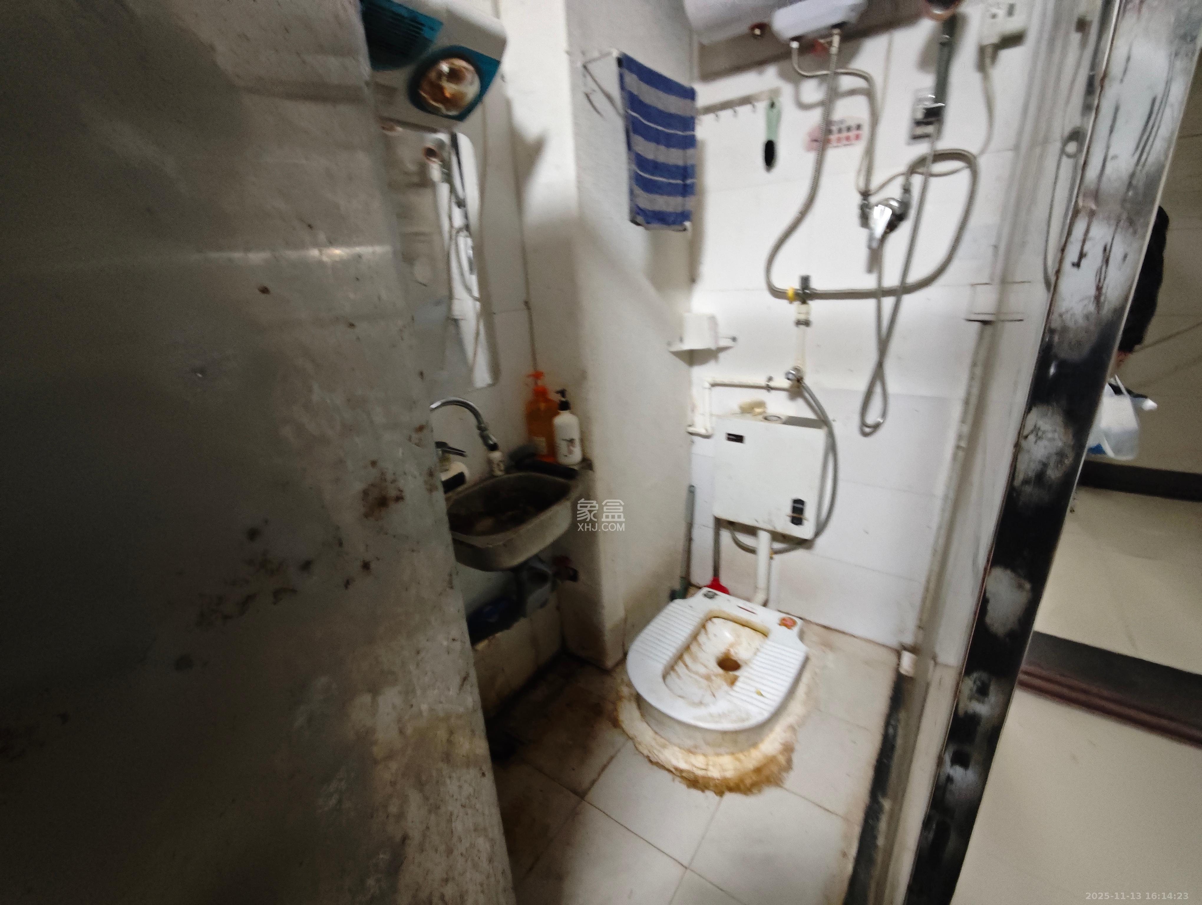 名富公寓 1室0厅1卫 550.0元/月 名富公寓 1室0厅1卫 550.0元/月室内图