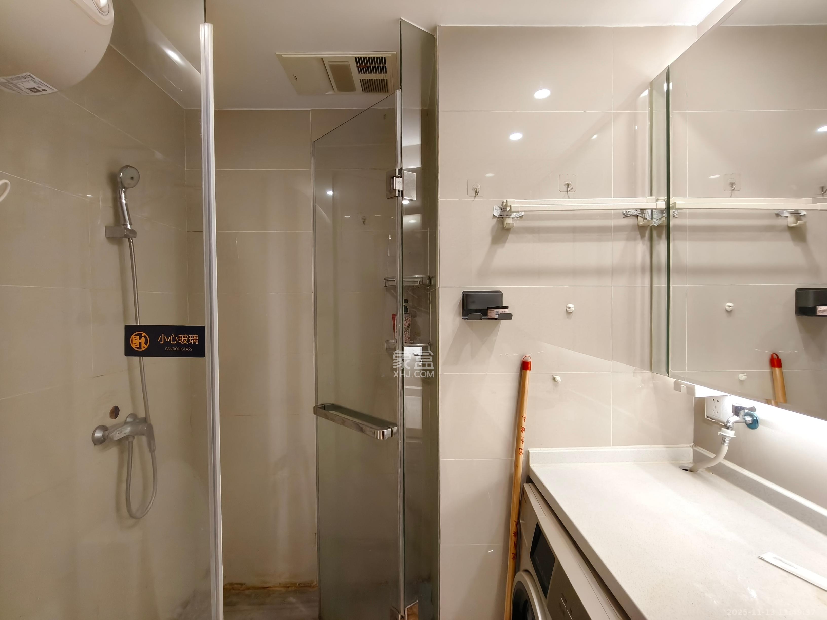 远洋外滩壹号  1室0厅0卫    2100.0元/月室内图