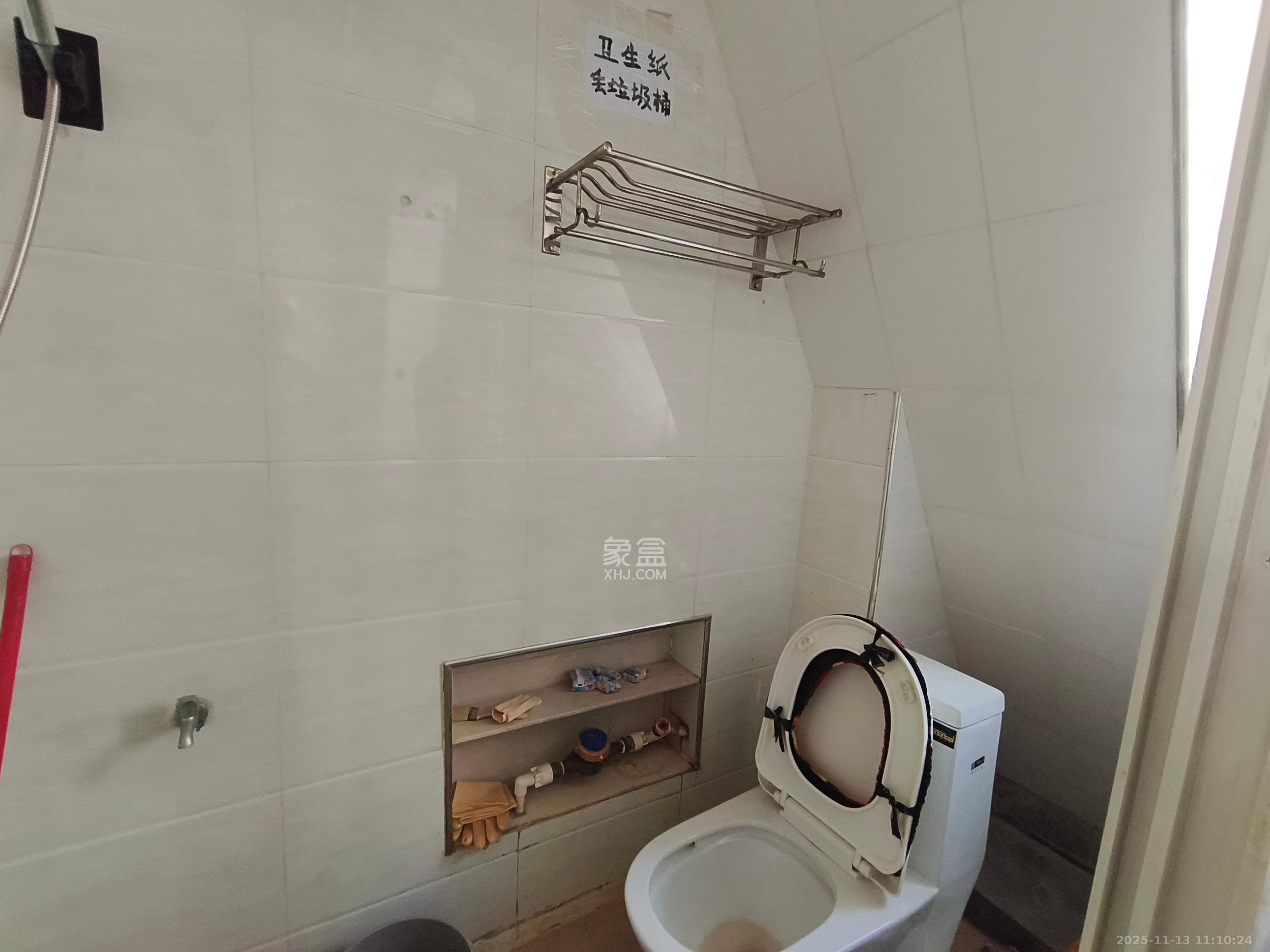 枫林美景 3室2厅1卫 2000.0元/月 枫林美景 3室2厅1卫 2000.0元/月室内图