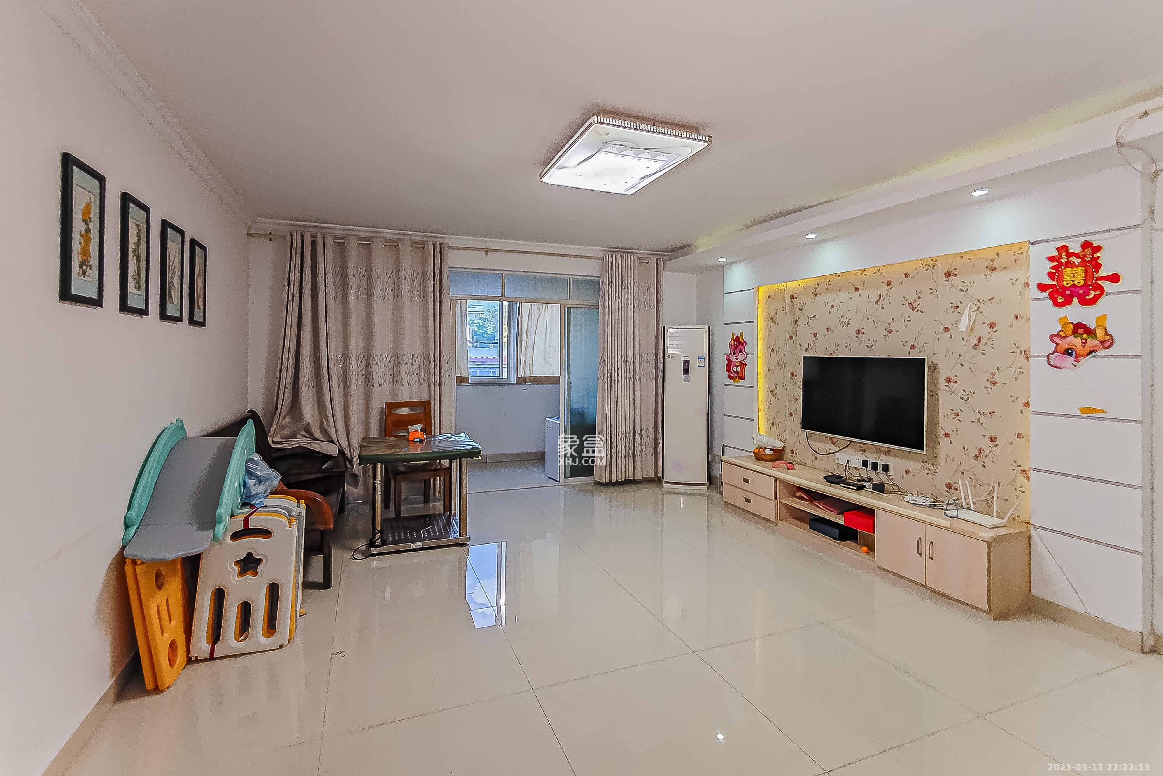 森宇佳园  4室2厅1卫    2500.0元/月