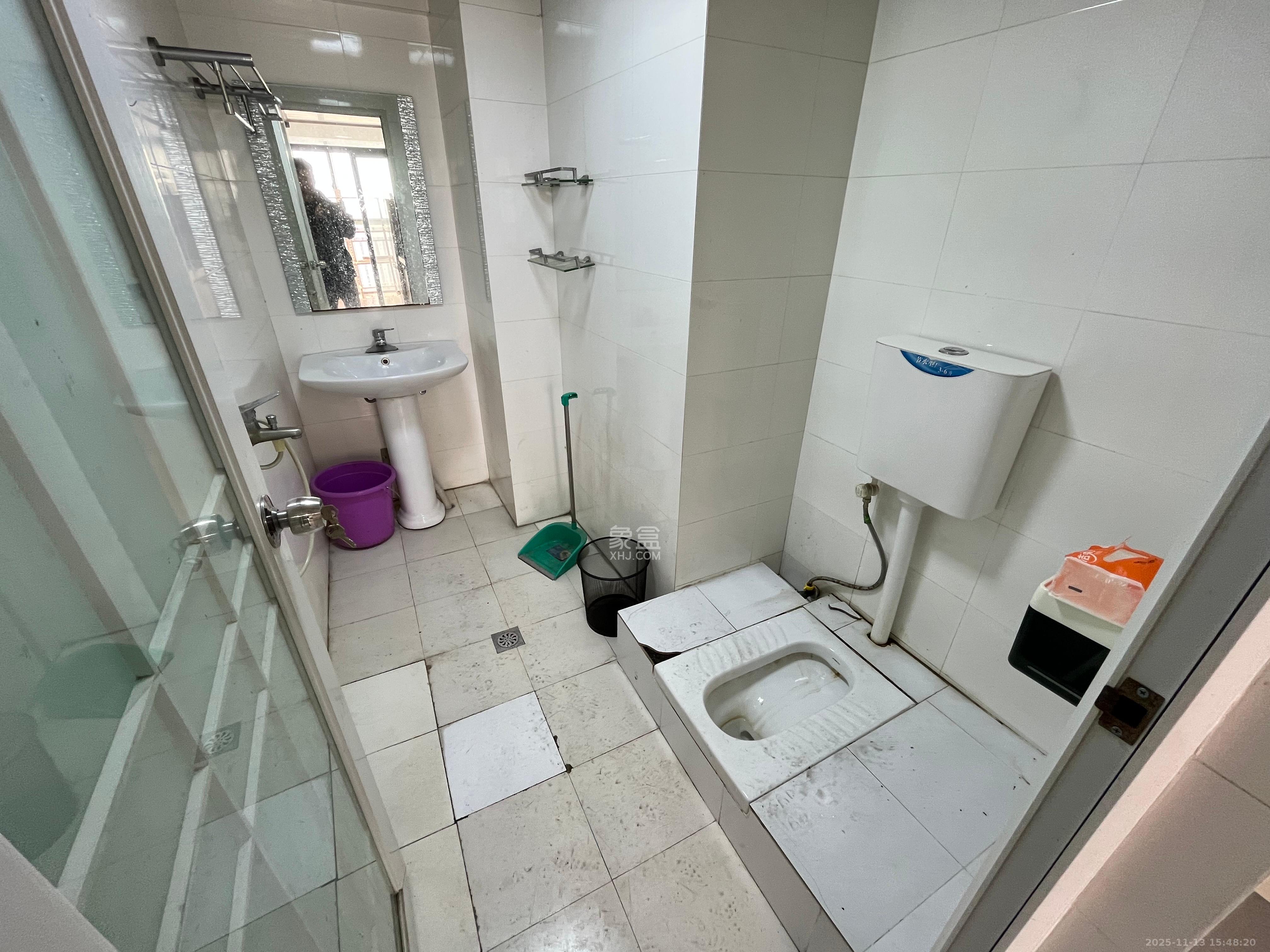 湘域中央  2室1厅1卫    3500.0元/月室内图