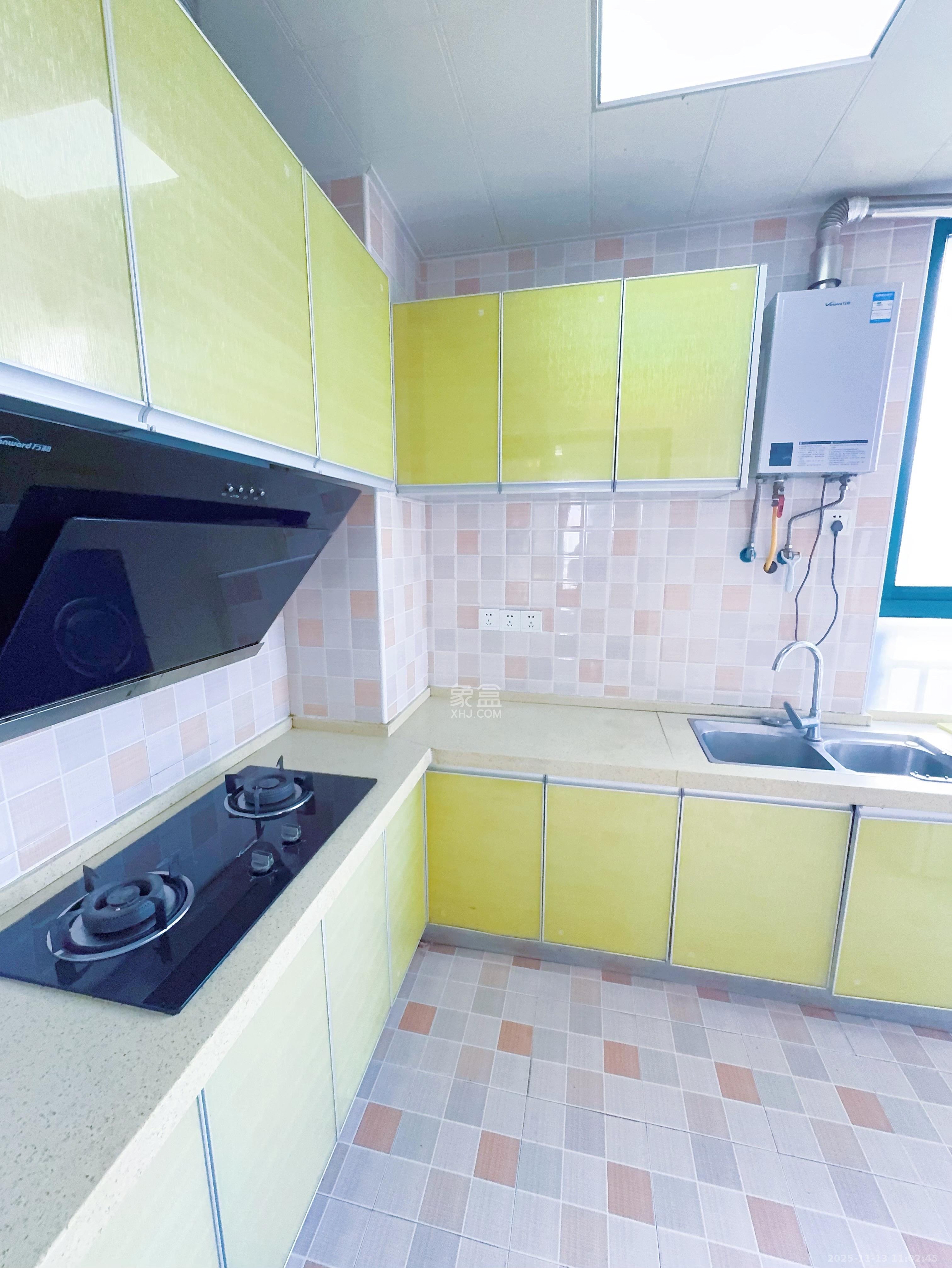 麓谷公馆（涉外国际公馆）  3室2厅1卫    2200.0元/月室内图