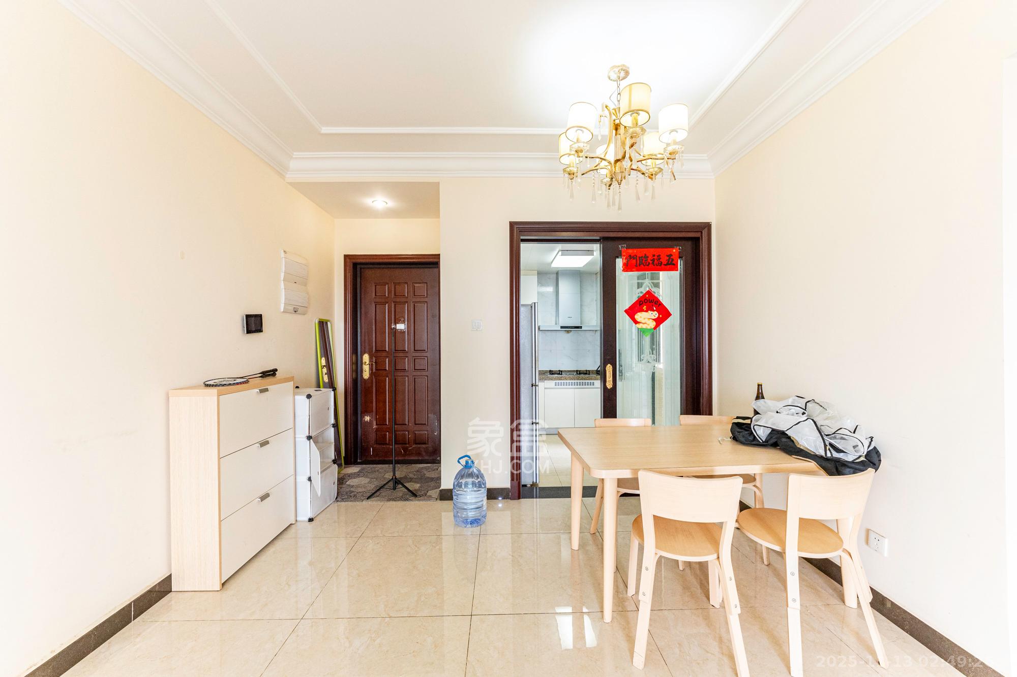 恒大雅苑 1室0厅0卫 72.0万 恒大雅苑 1室0厅0卫 72.0万客厅