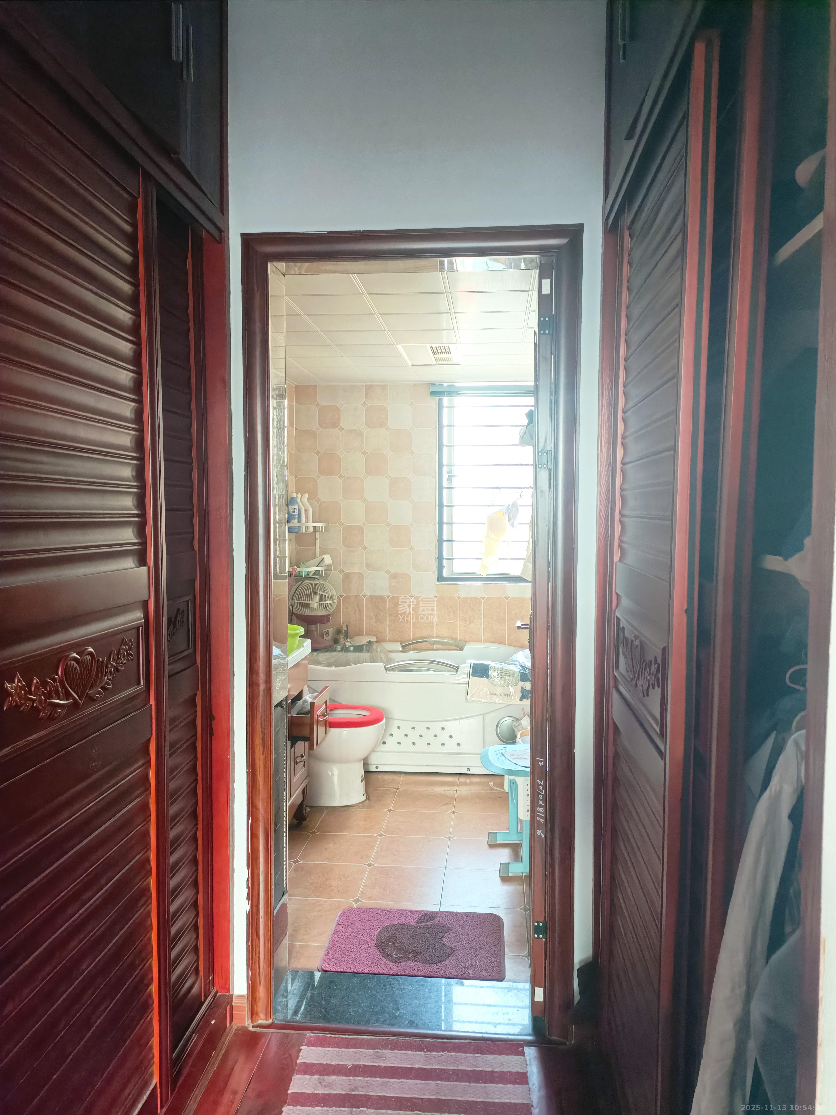 雨花公馆(紫苔名苑) 4室2厅2卫 3500.0元/月 雨花公馆(紫苔名苑) 4室2厅2卫 3500.0元/月室内图