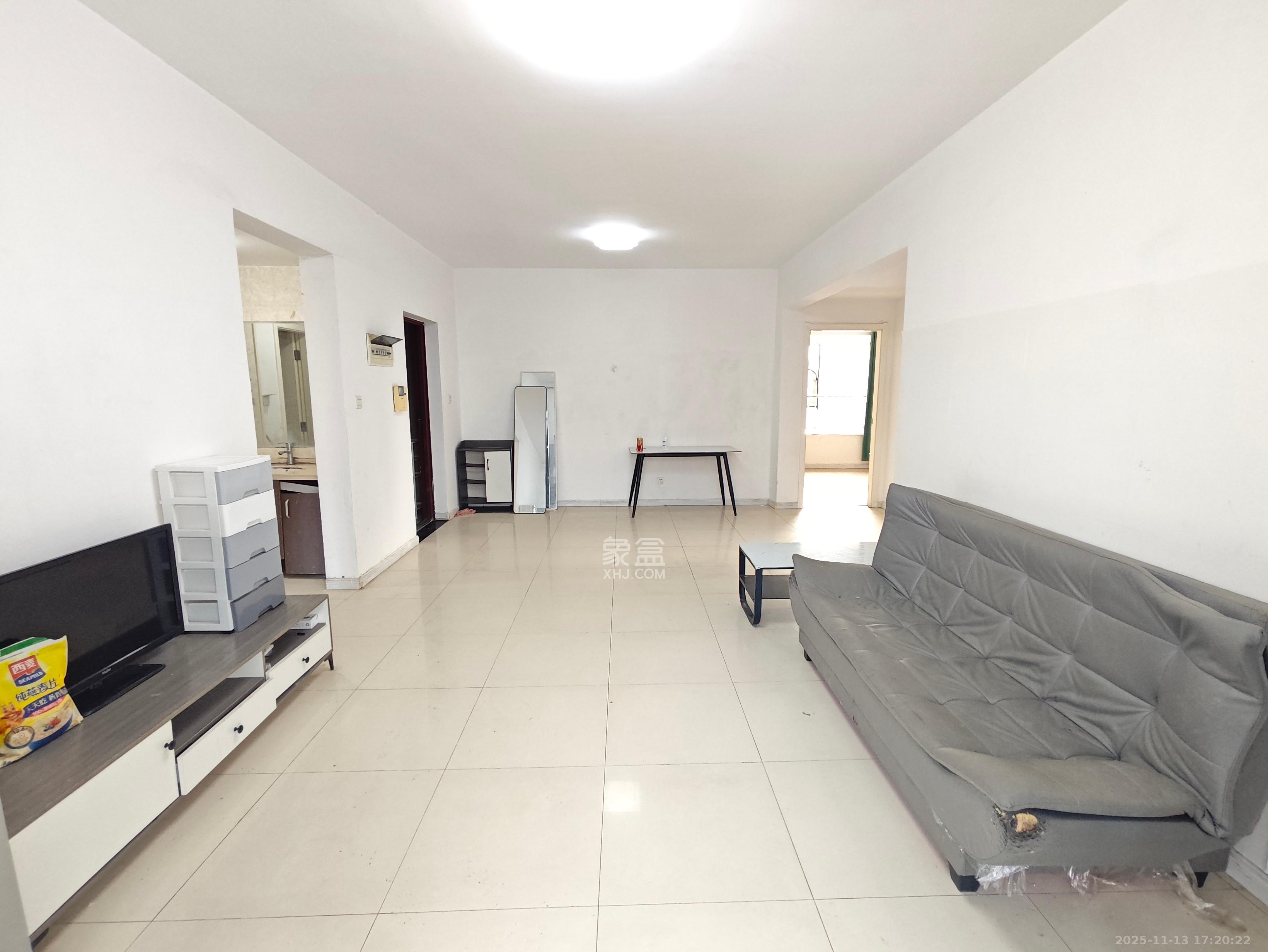 联美品格  3室2厅1卫    1700.0元/月室内图