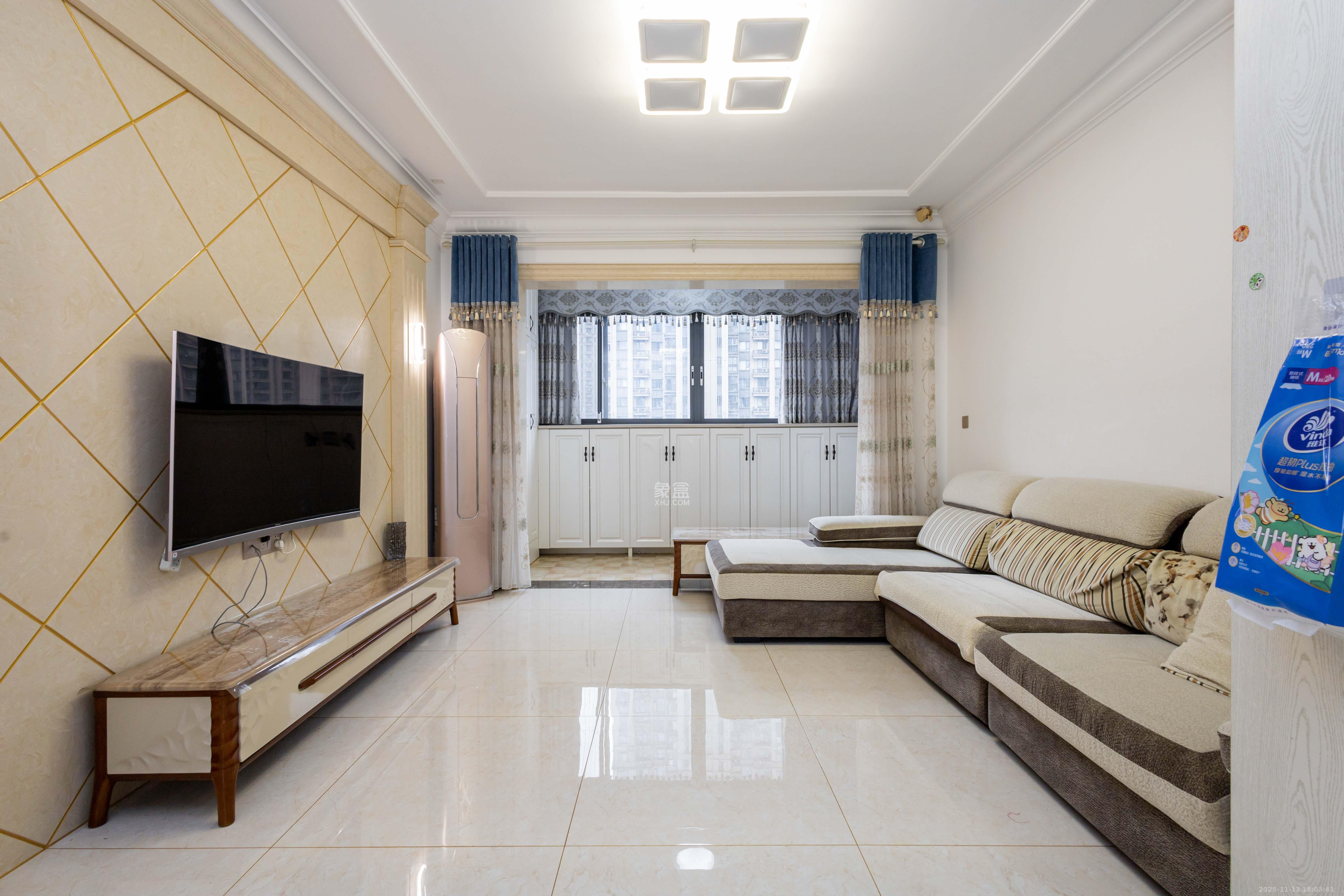 恒大江湾  3室2厅2卫    102.0万