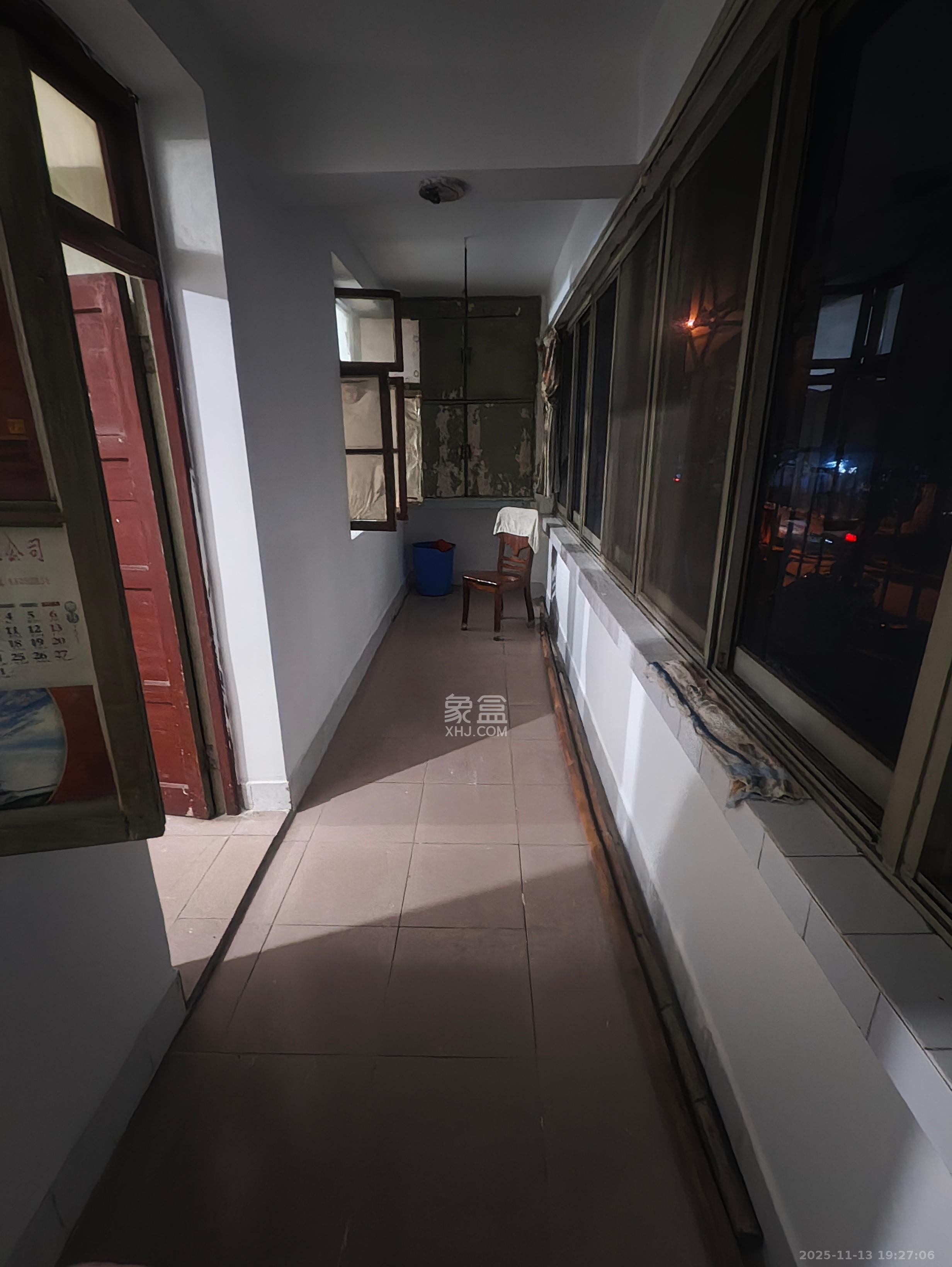 湖开小区（湖南开关厂宿舍）/南大桥社区  2室1厅1卫    1400.0元/月室内图