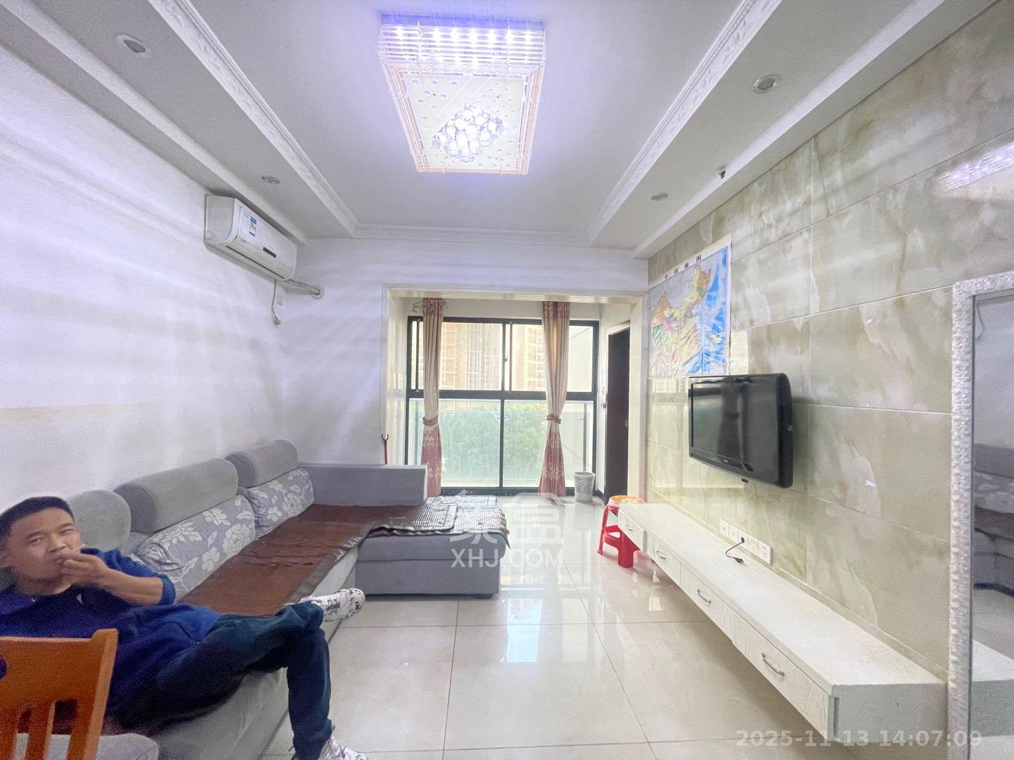 达美D6区 2室2厅1卫 2300.0元/月 达美D6区 2室2厅1卫 2300.0元/月室内图