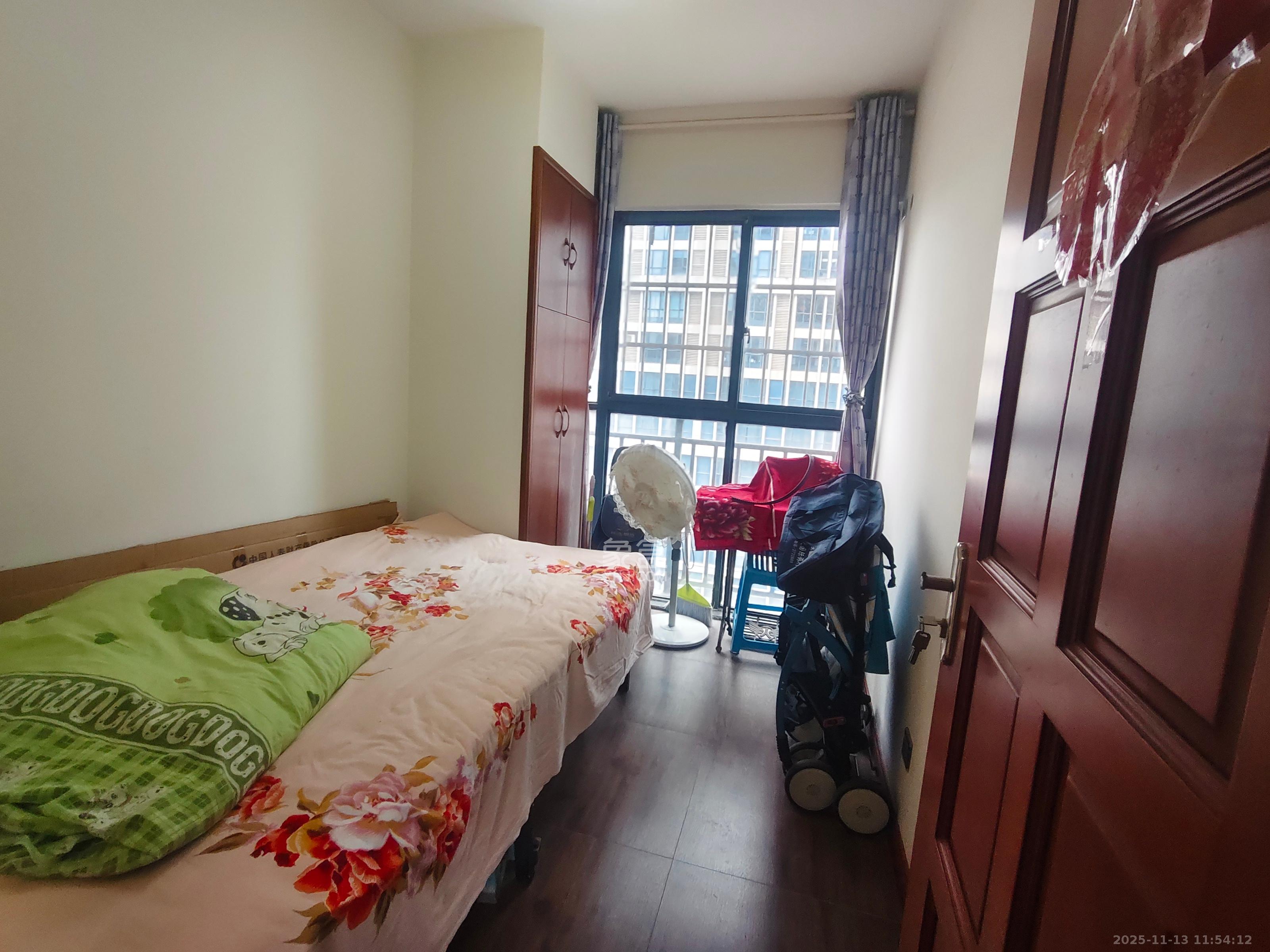 盛地尊域  3室2厅2卫    2200.0元/月室内图