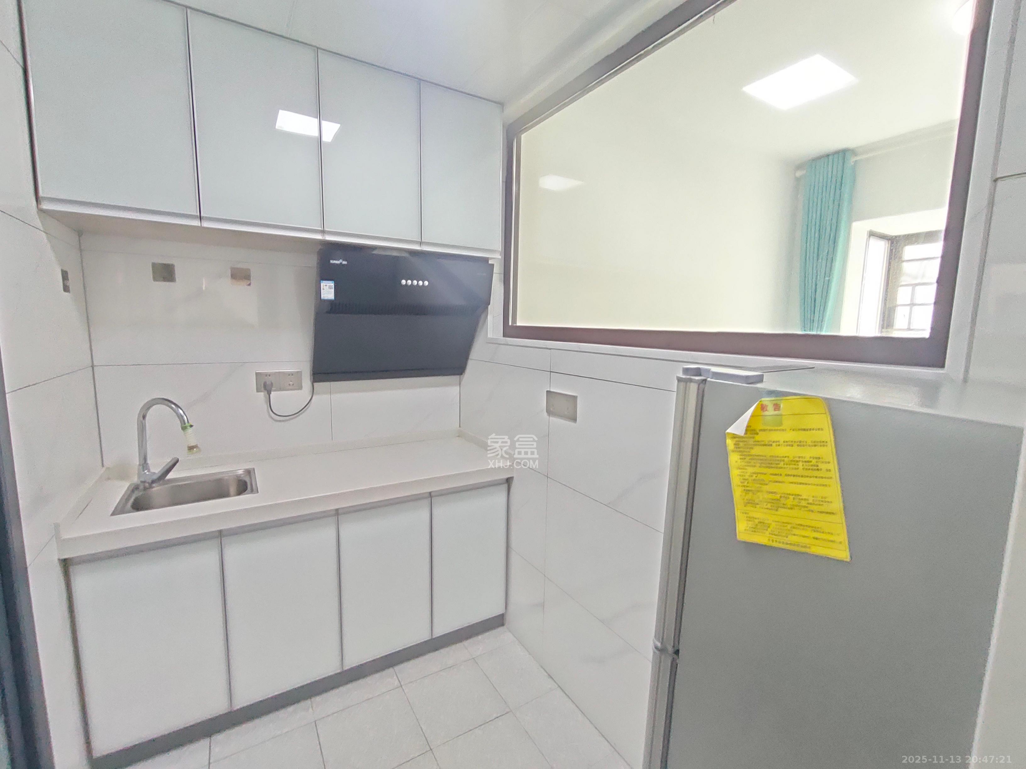 和润园三期  1室1厅0卫    1500.0元/月室内图