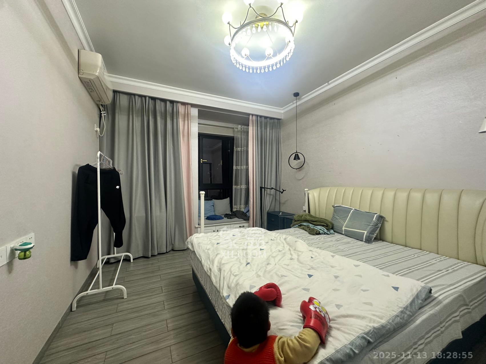 天元广场  3室2厅2卫    68.8万