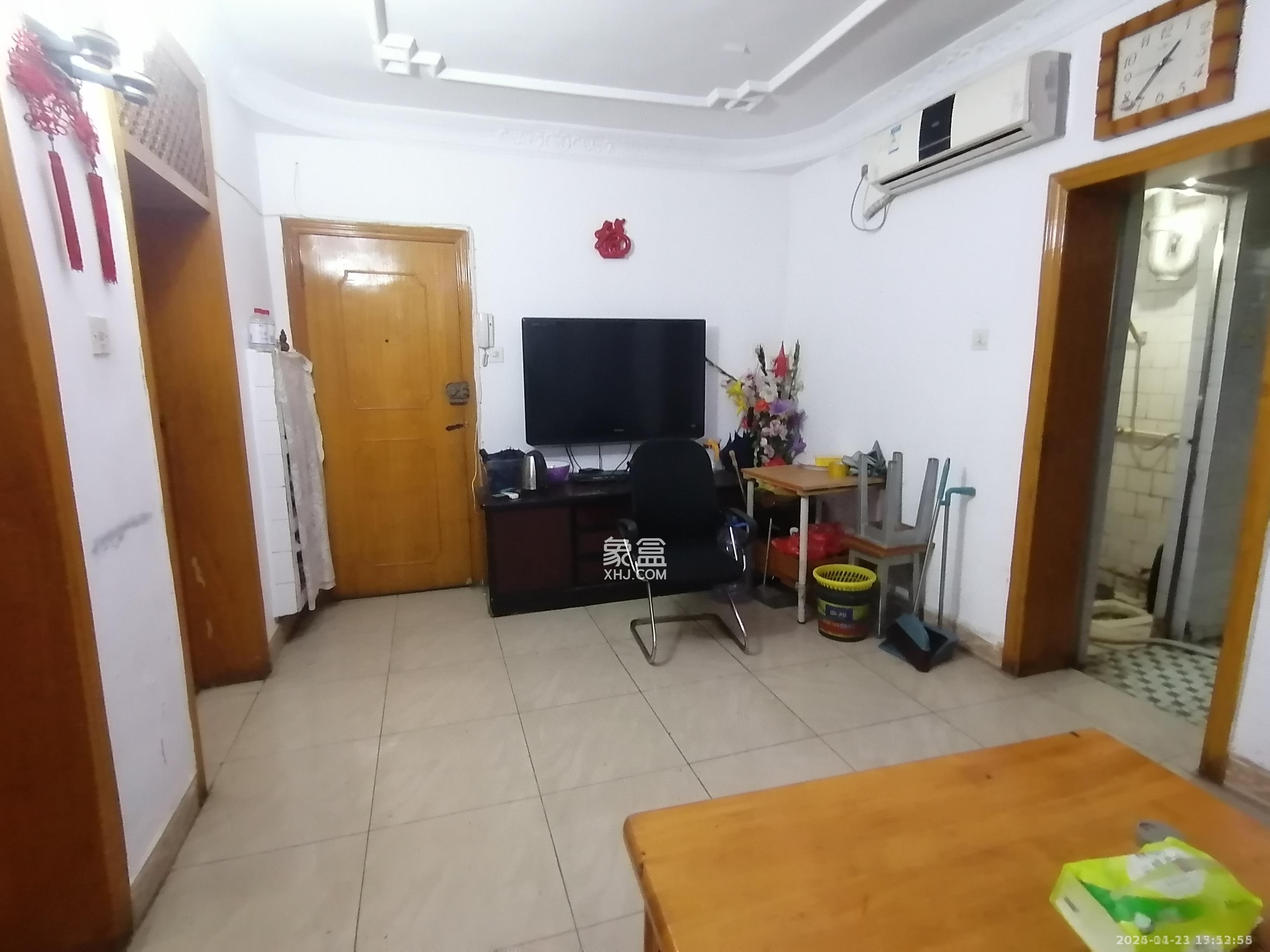 长监宿舍  3室2厅1卫    1300.0元/月室内图