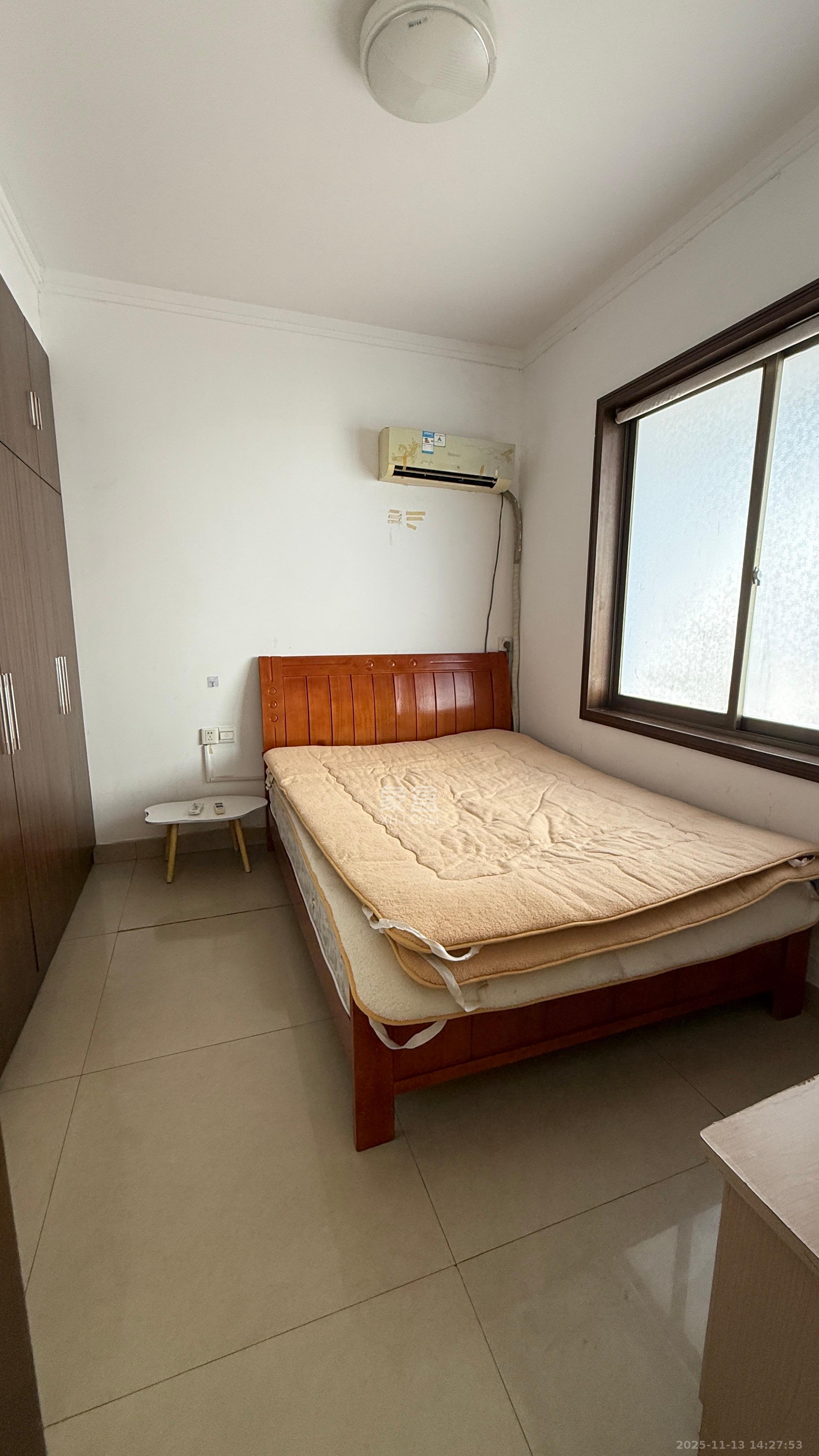 东南明苑  9室2厅3卫    3500.0元/月室内图