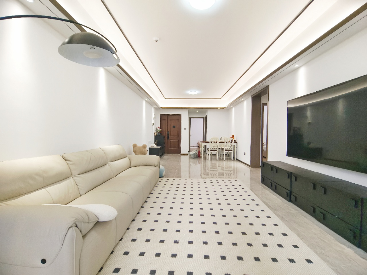 海航豪庭南苑 2室2厅1卫 4000.0元/月 海航豪庭南苑 2室2厅1卫 4000.0元/月室内图