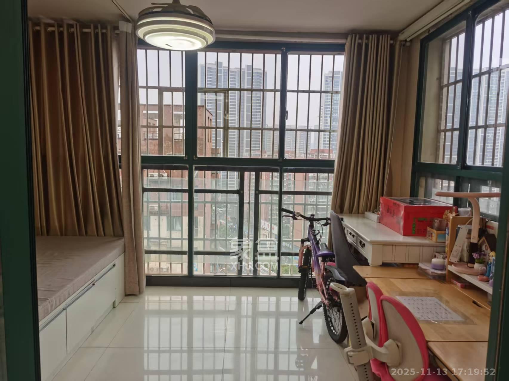 华盛世纪新城 2室2厅1卫 2200.0元/月 华盛世纪新城 2室2厅1卫 2200.0元/月室内图